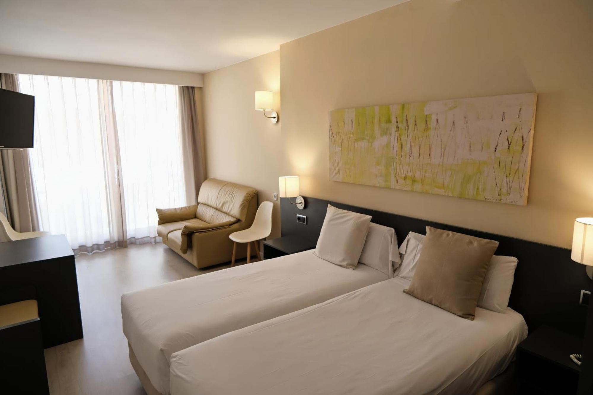 Standard Double or Twin Room Balcony,1658747216:JPEG