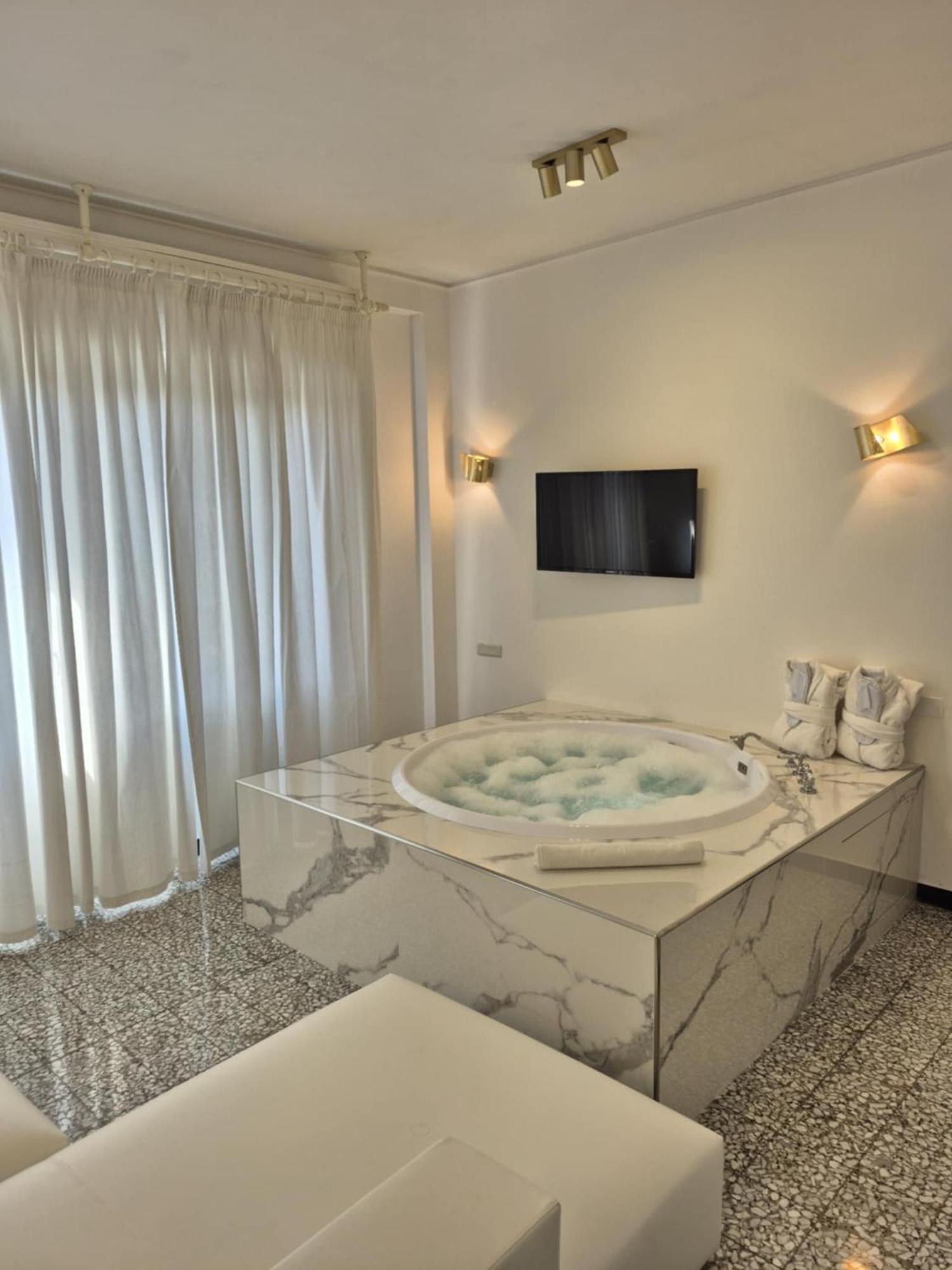 Suite Deluxe avec Baignoire Spa