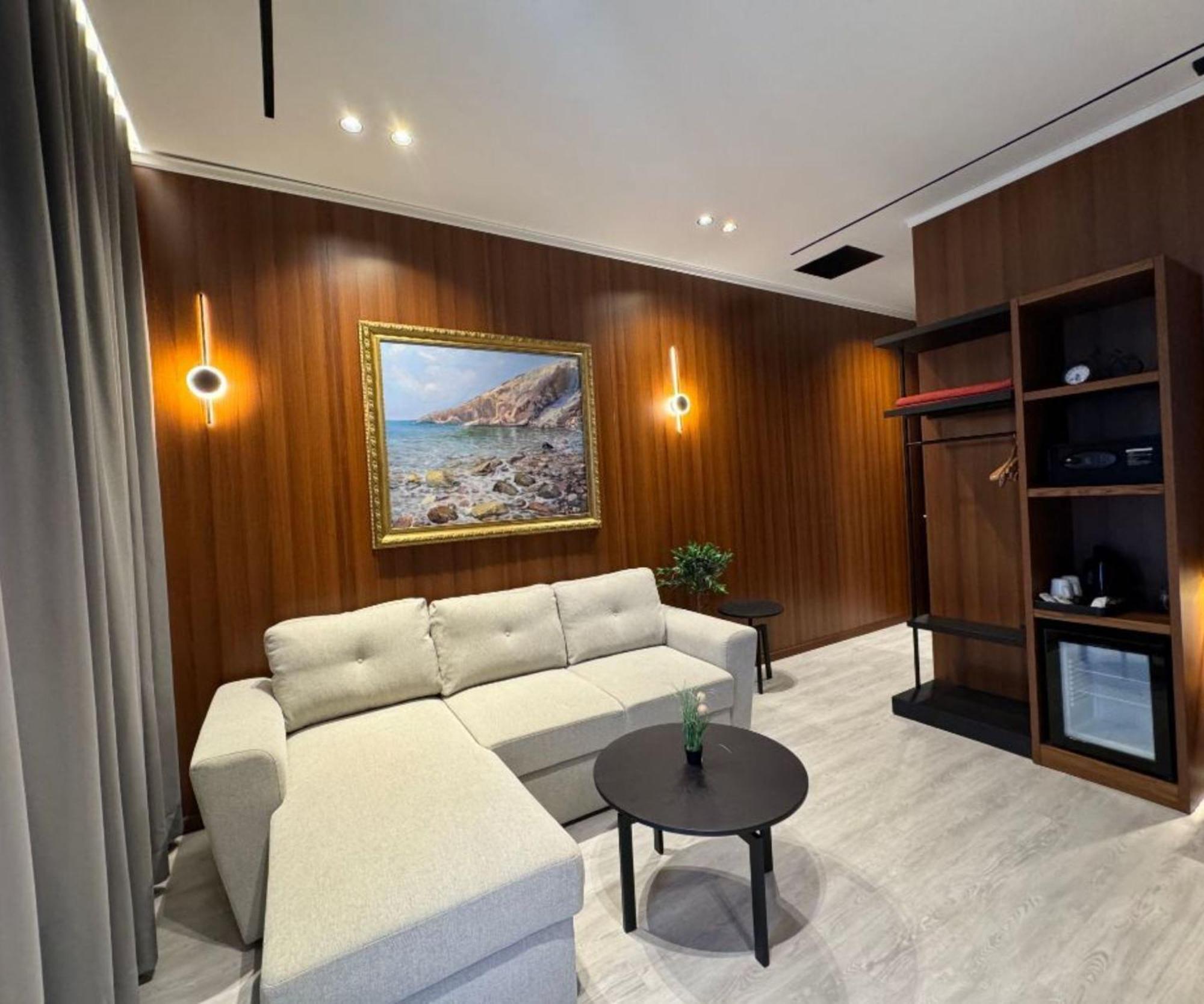Junior Suite
