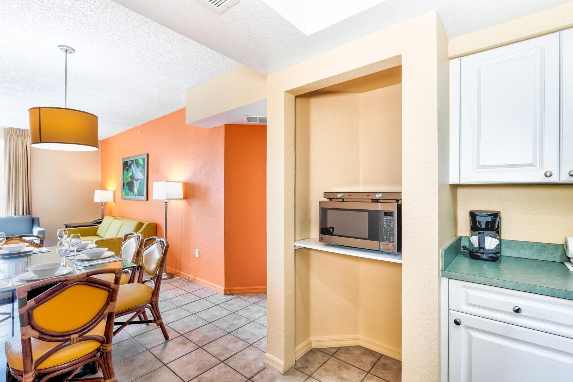 Deluxe Room, 1 Queen Bed