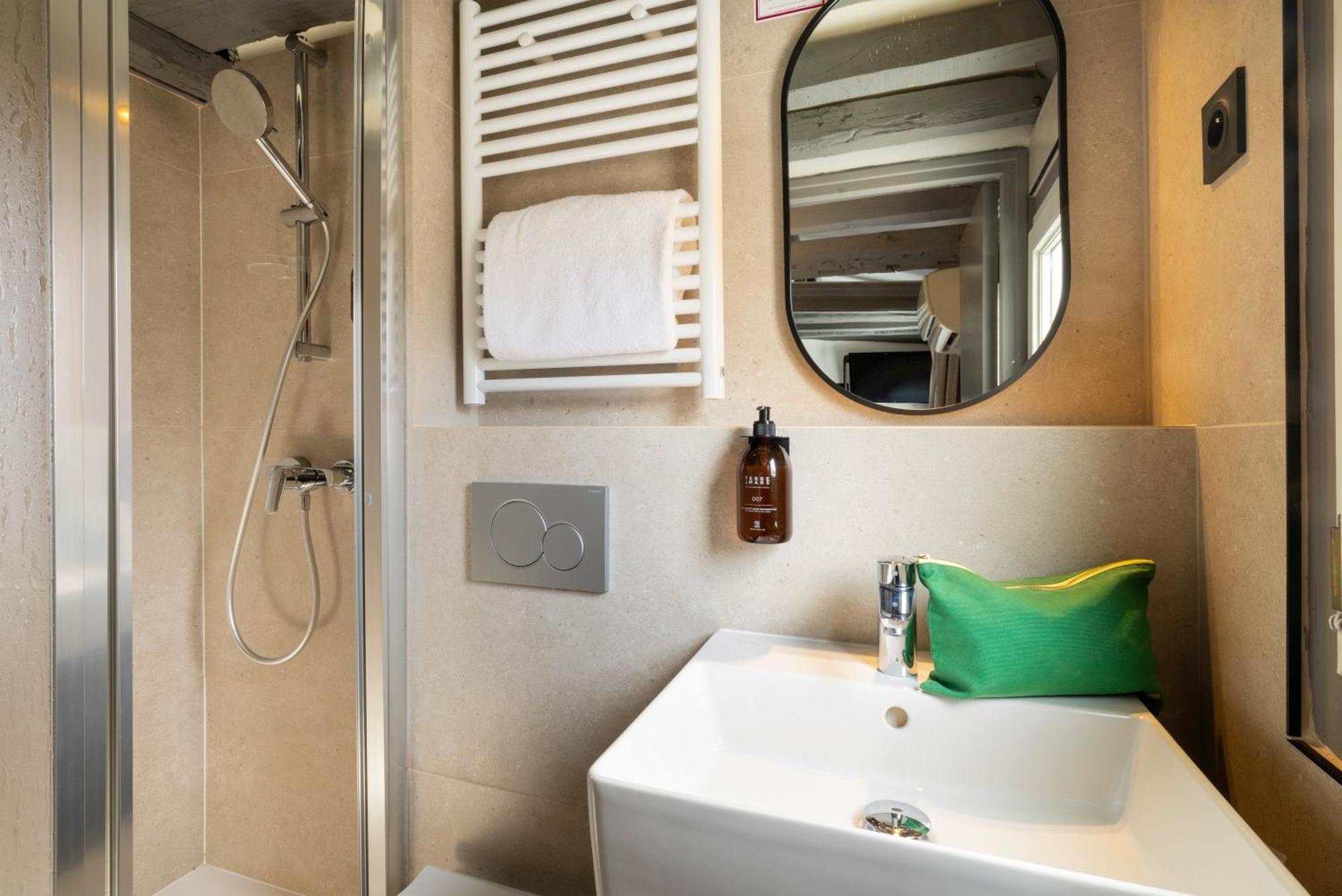 Quarto Individual