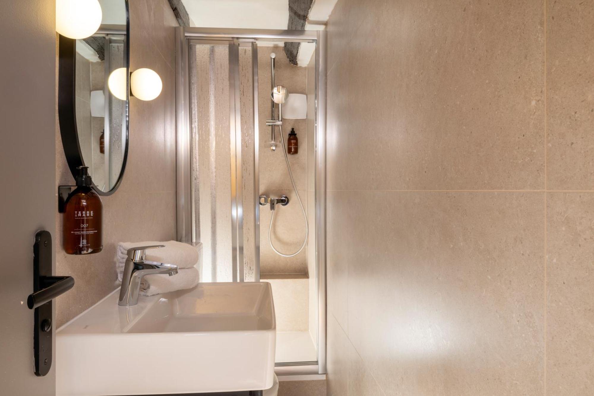 Quarto Twin