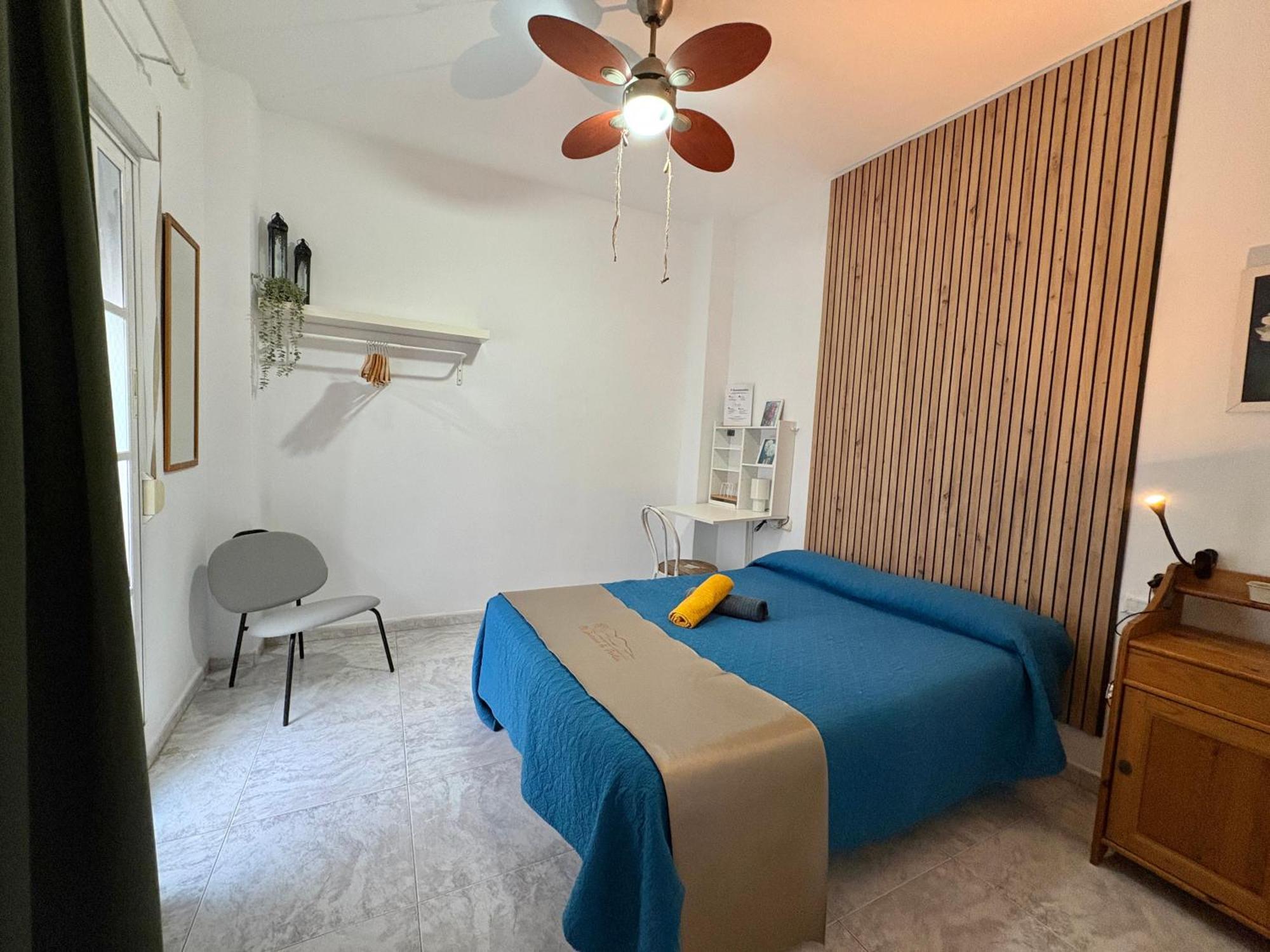 Tweepersoonskamer met Gedeelde Badkamer