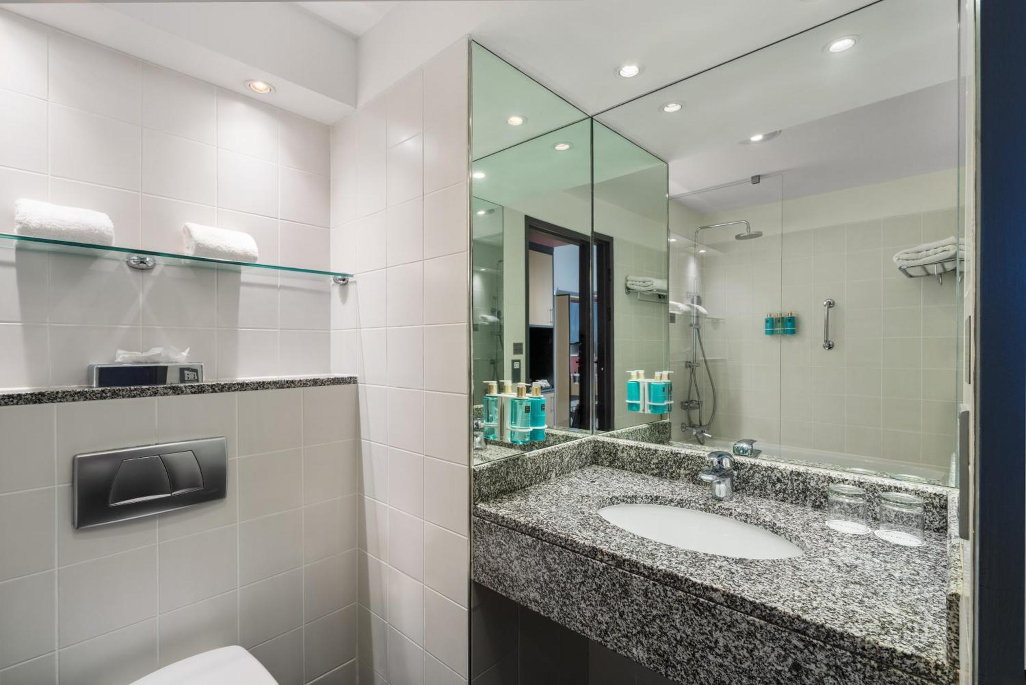 Quarto Superior com 2 Camas de Solteiro