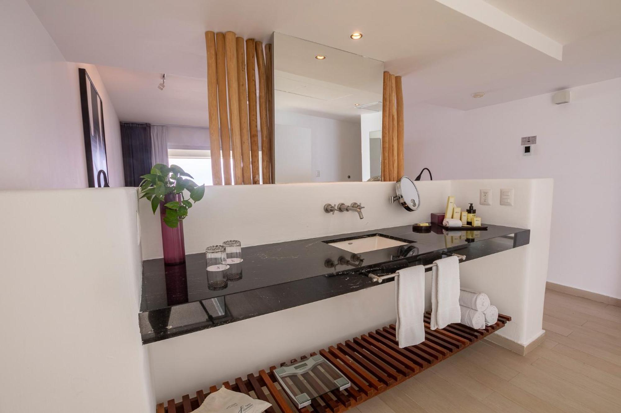 3 Bedrooms Family Suite,1661639694:JPEG