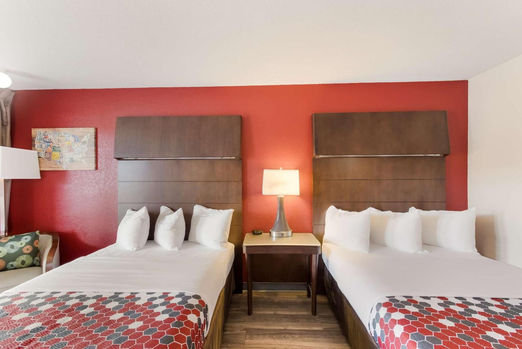 Double Room with Two Double Beds - Non-Smoking
