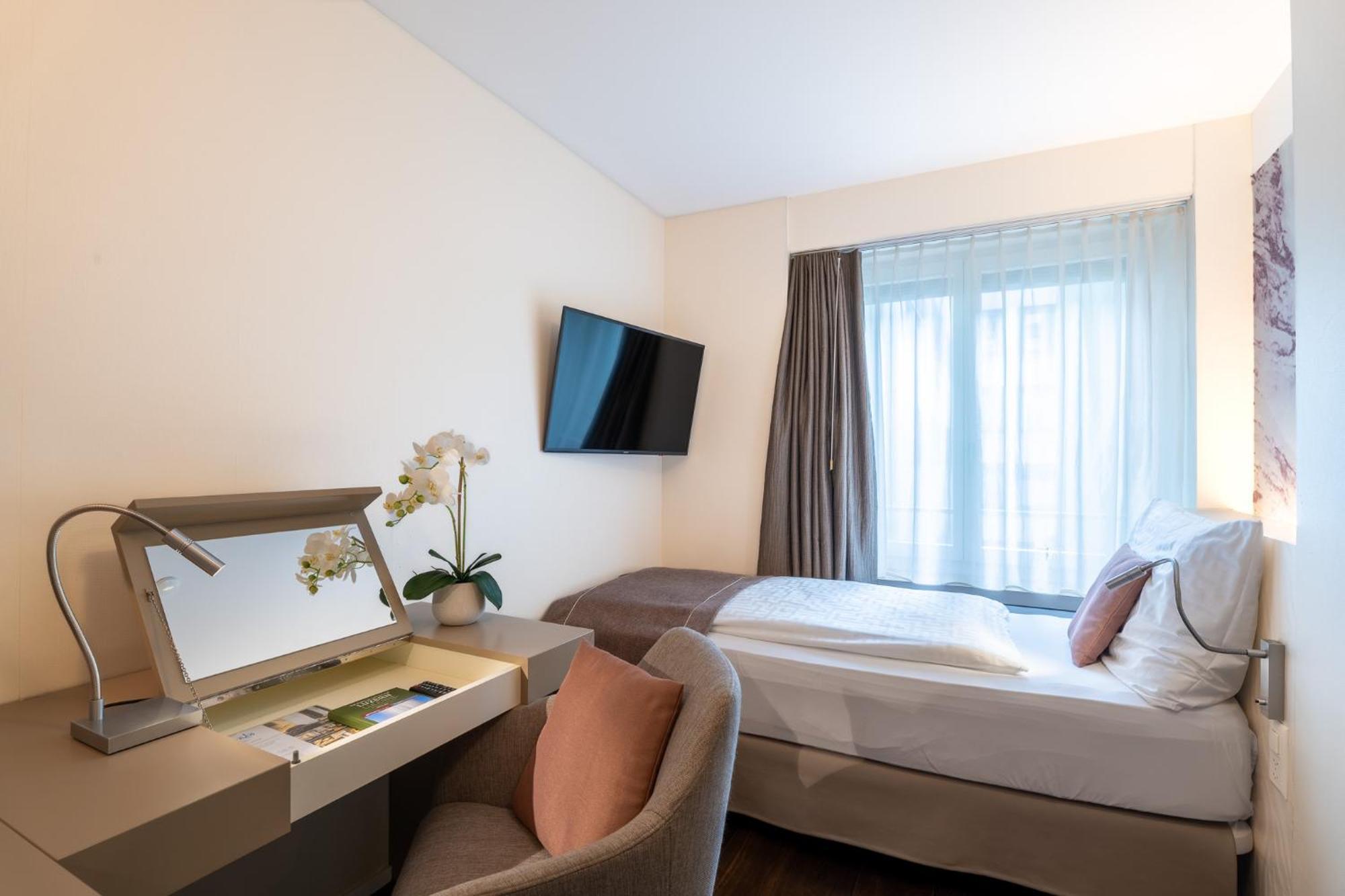 Single Room,1662391700:JPEG