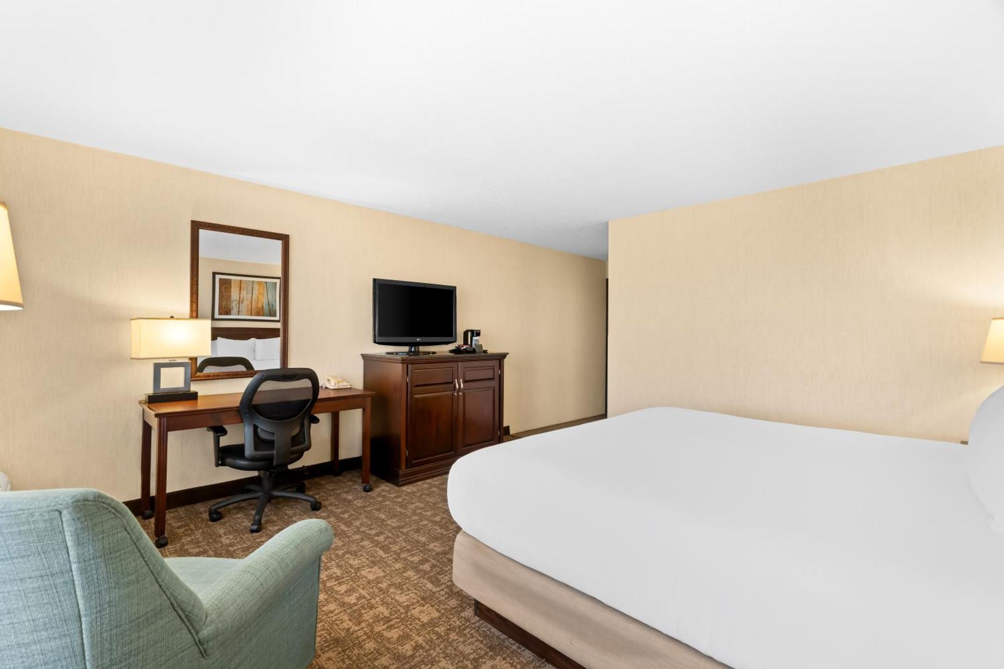 King Room with Tub - Disability Access/Non Smoking