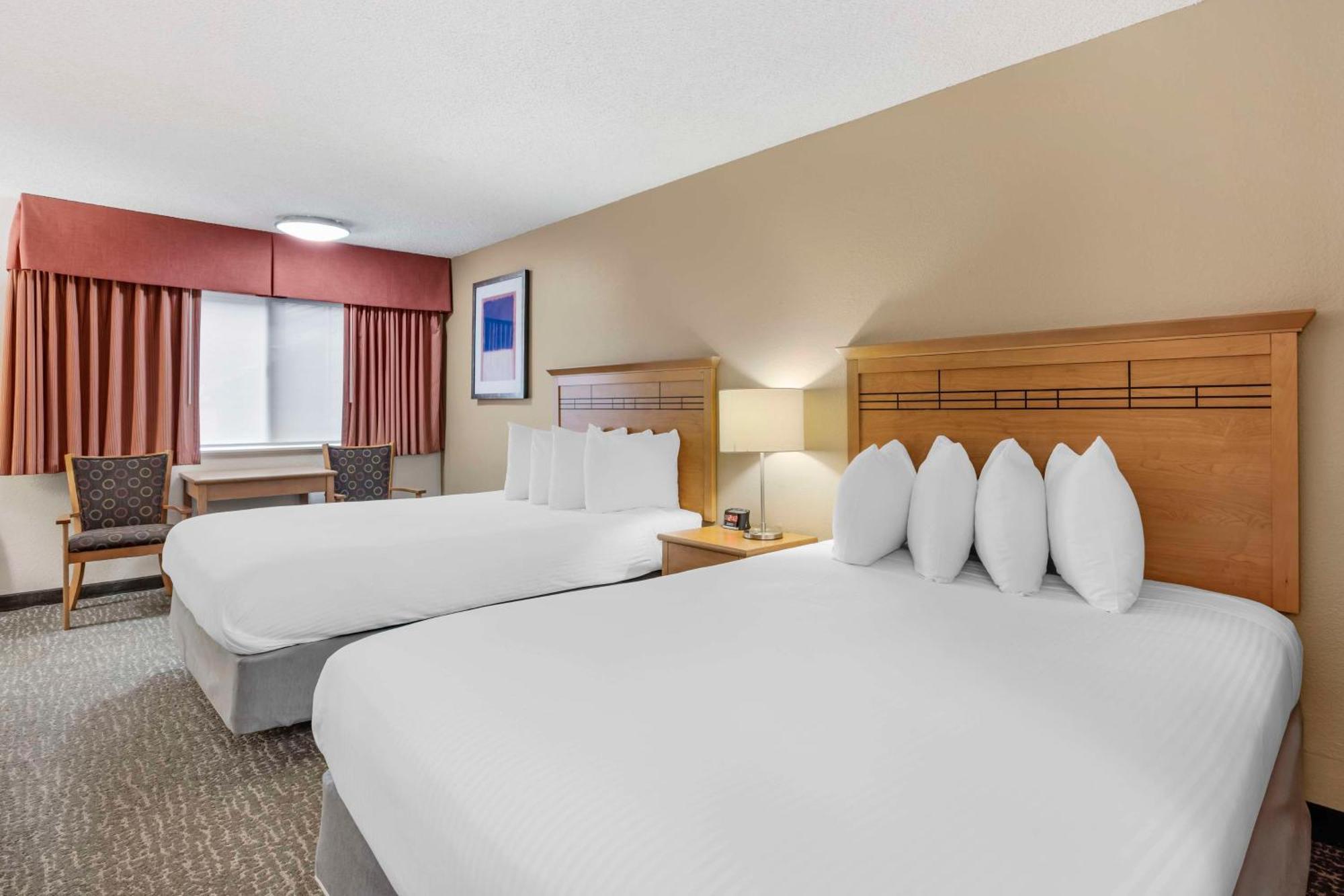 Queen Room with Two Queen Beds - Non-Smoking
