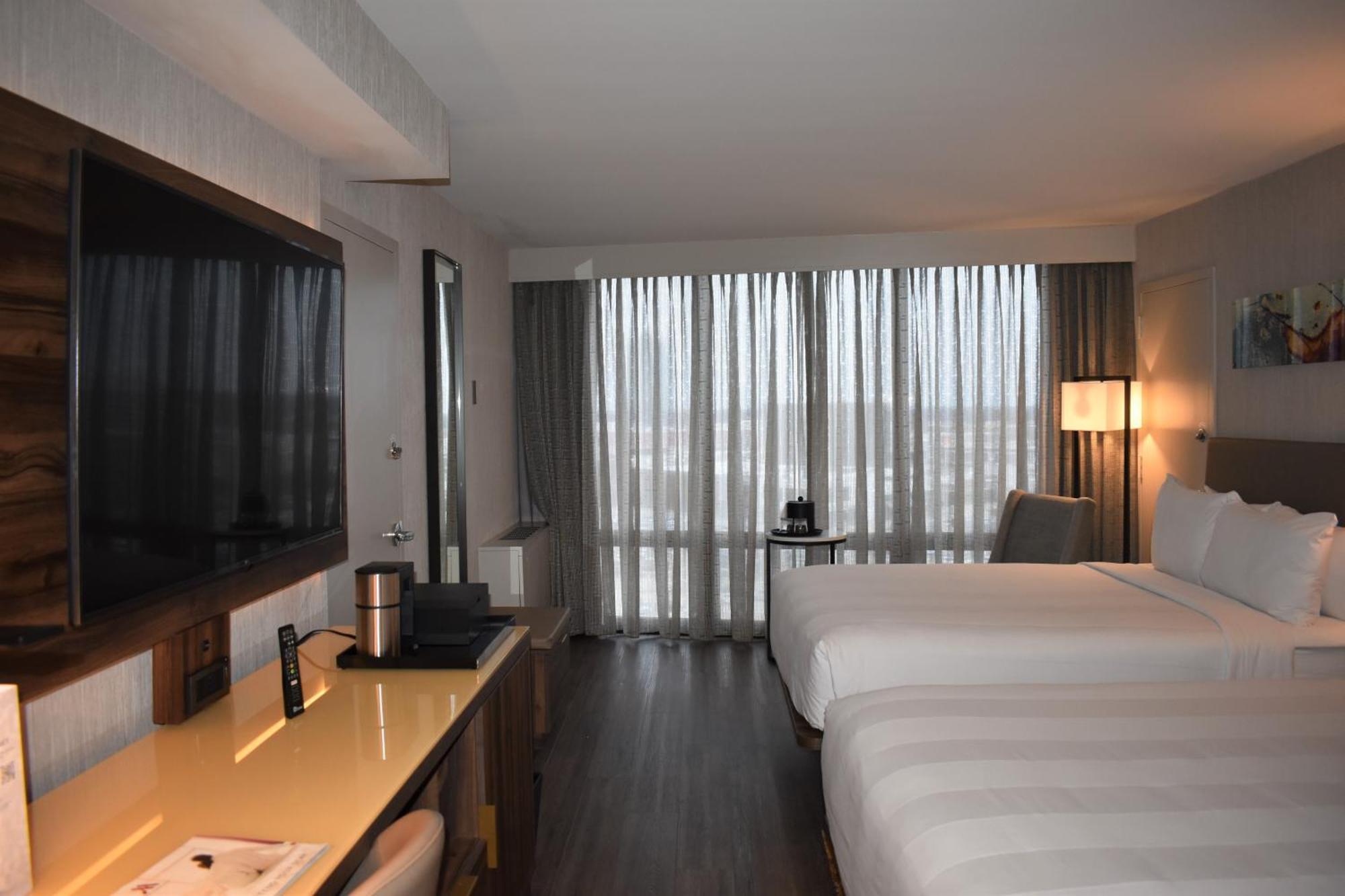 Guest Room with 2 Double Beds