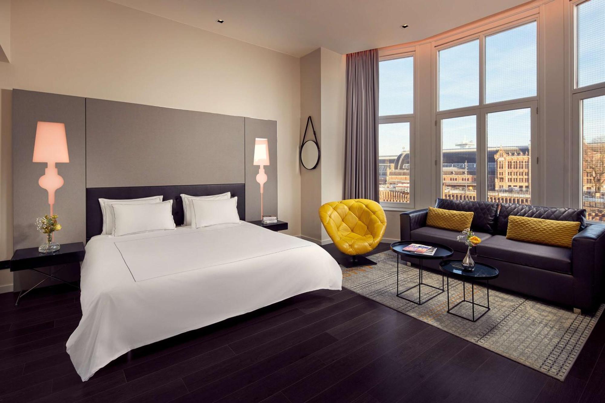 Executive King Room with Canal View (3 Adults),1697778901:JPEG