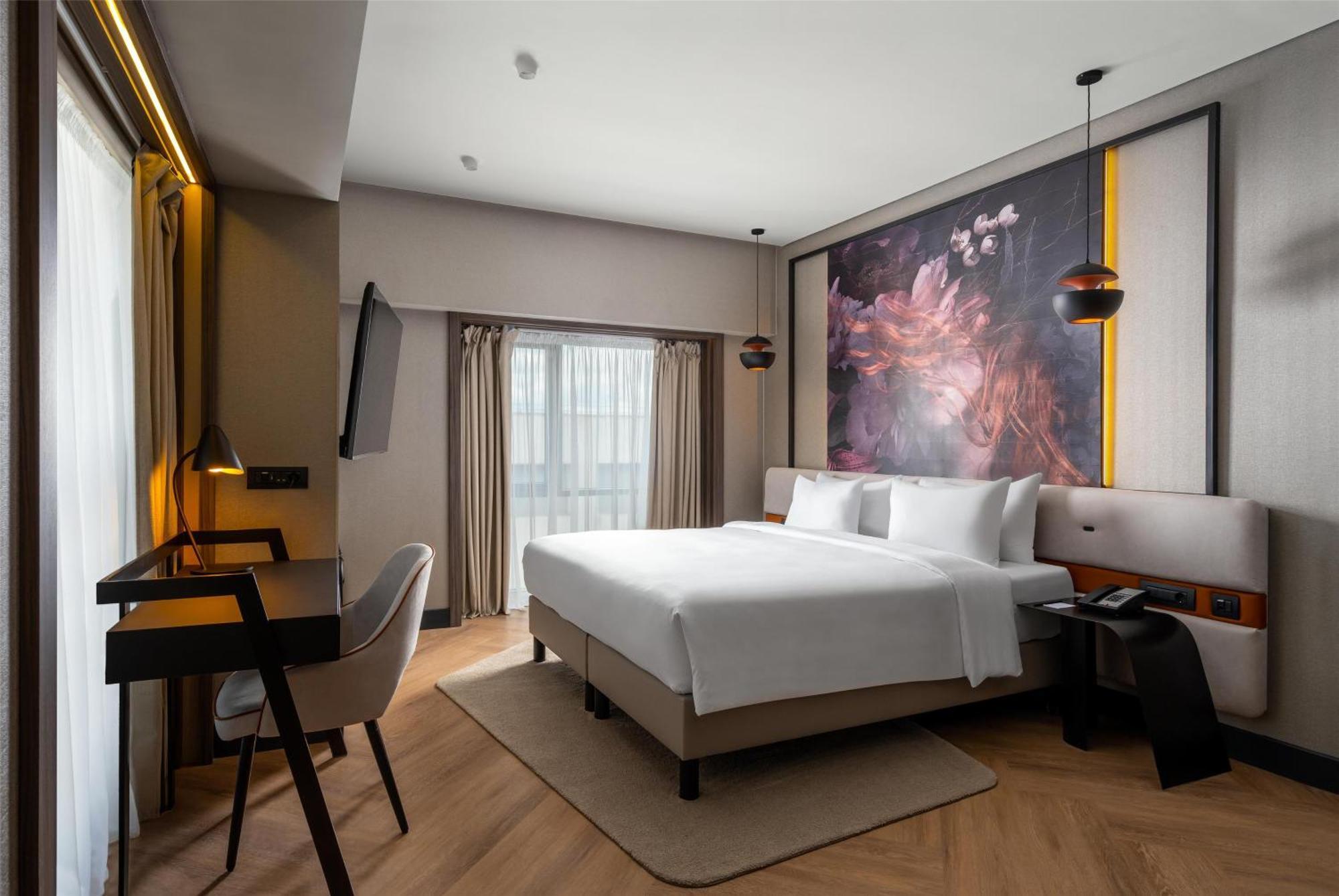 Junior Suite with Lounge Access,1646894155:JPEG