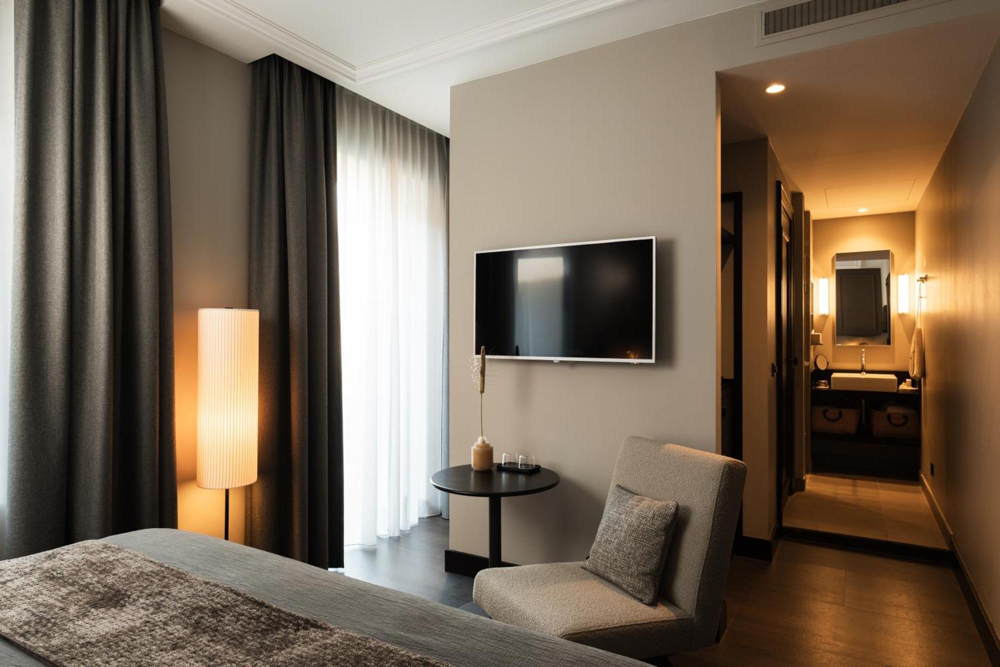 Standard  Room,1669814627:JPEG