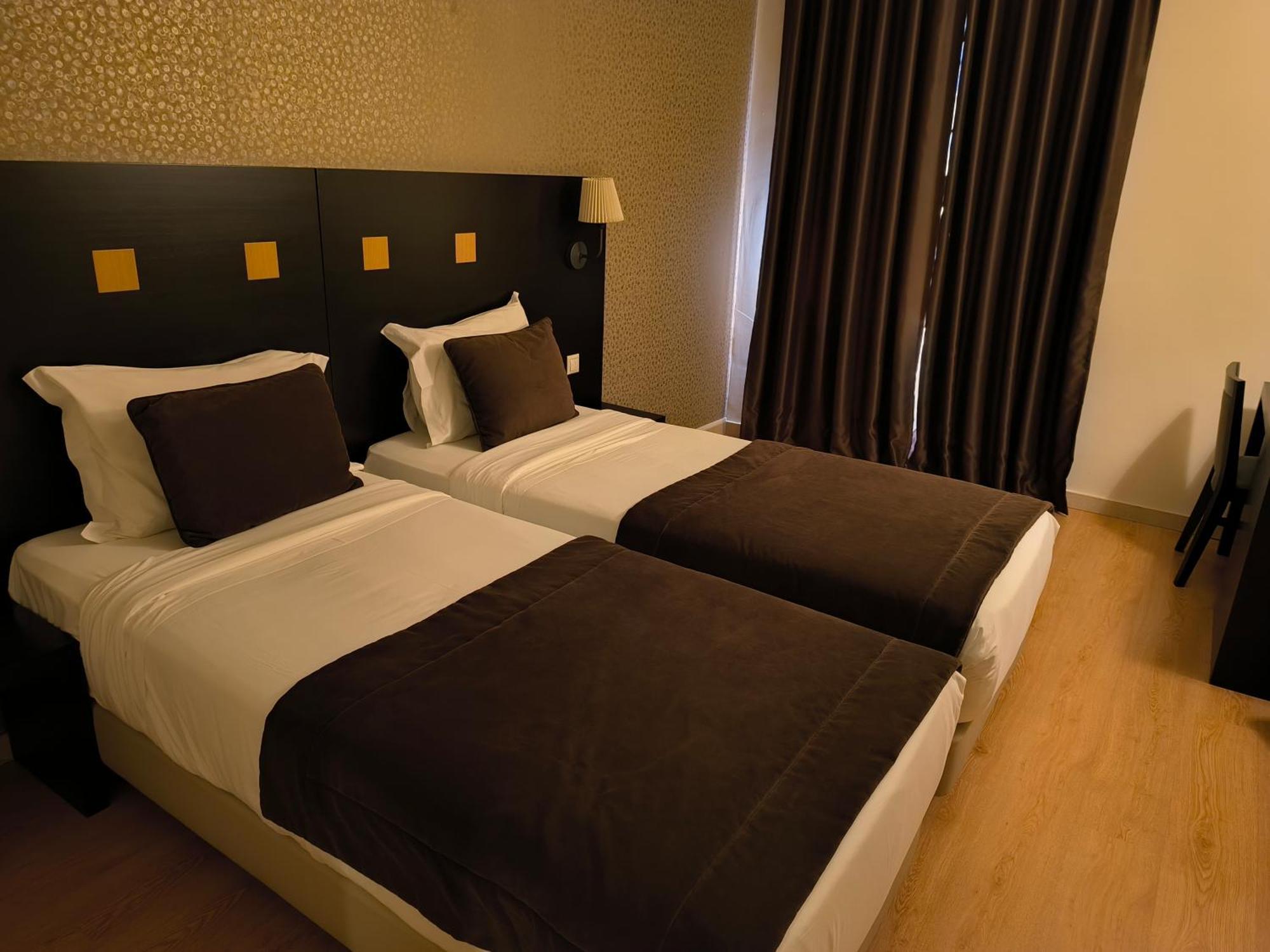 Standard Double or Twin Room,1669817041:JPEG