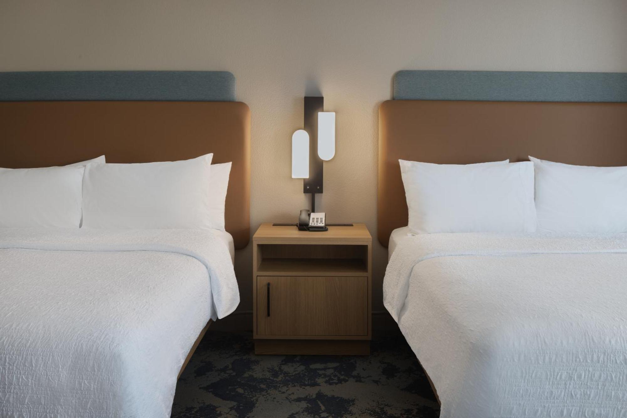 Queen Room with Two Queen Beds - Mobility Access/Non-Smoking,1669825762:JPEG