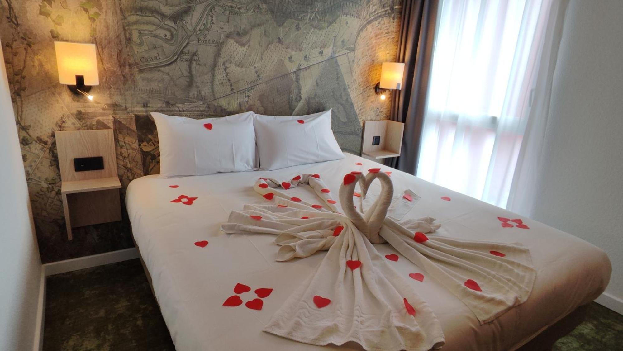 Double Room,1710605530:JPEG
