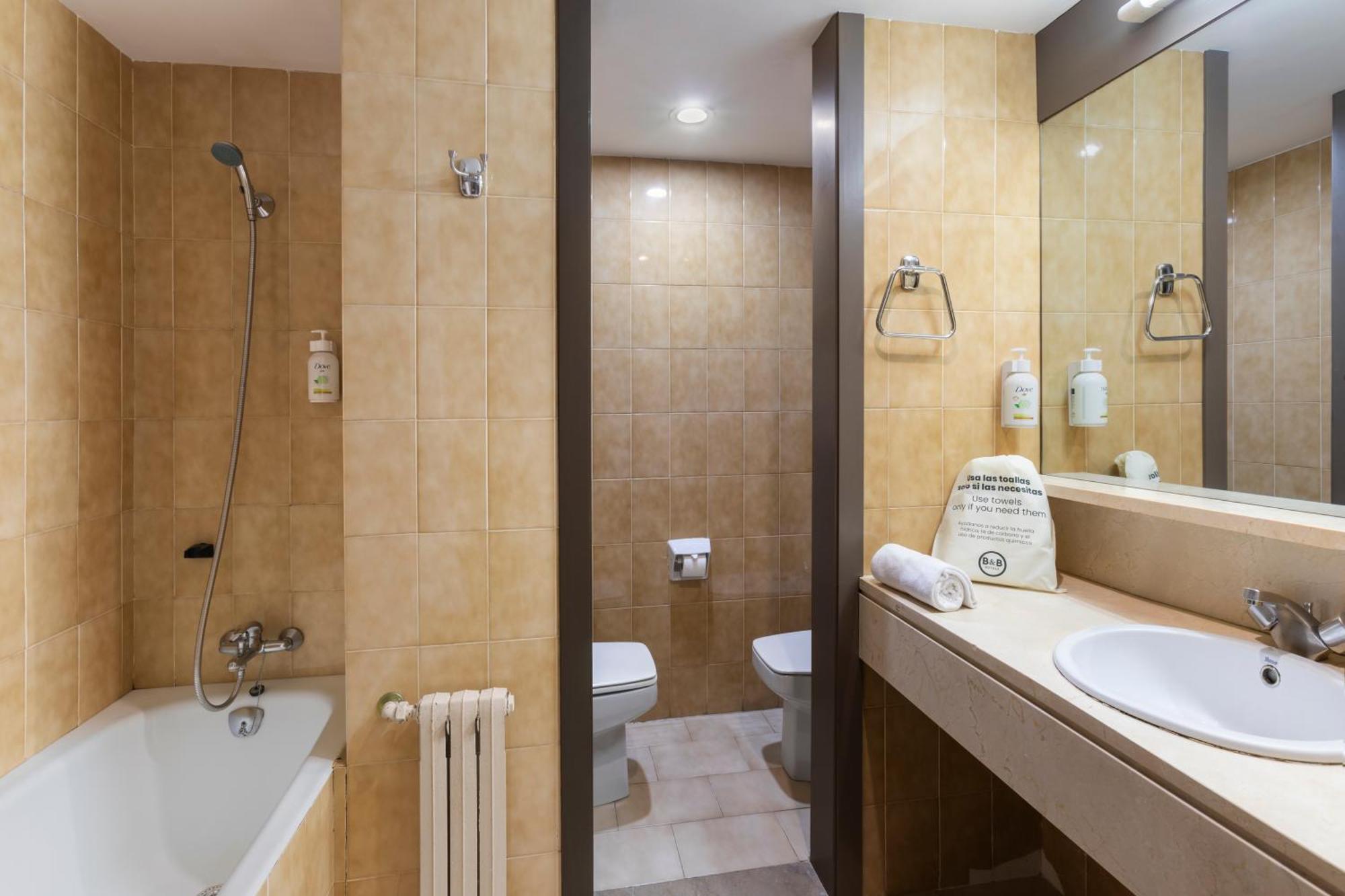 Single Room,1671866641:JPEG
