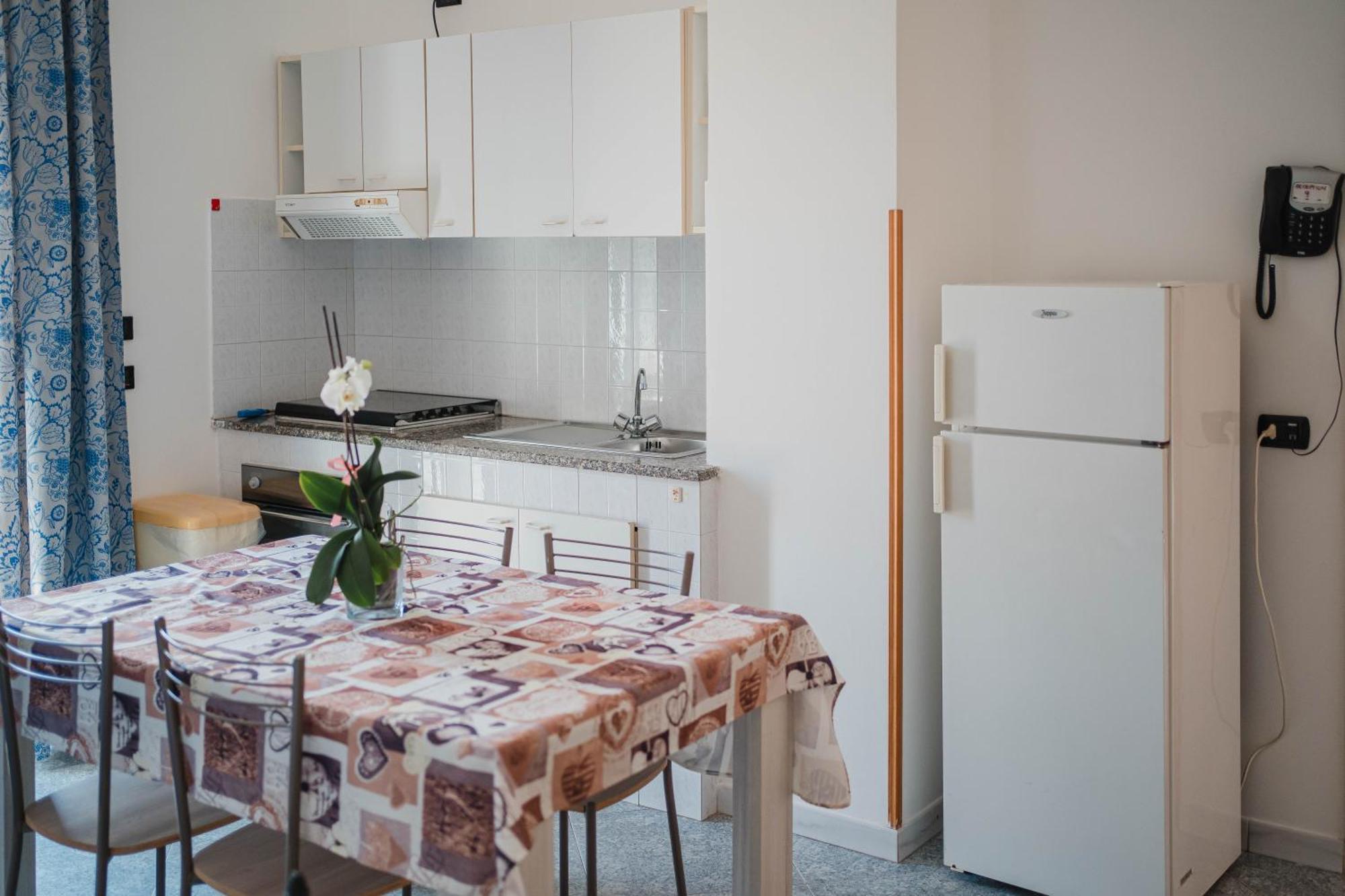 Appartamento con 1 Camera da Letto, Balcone e Vista Mare