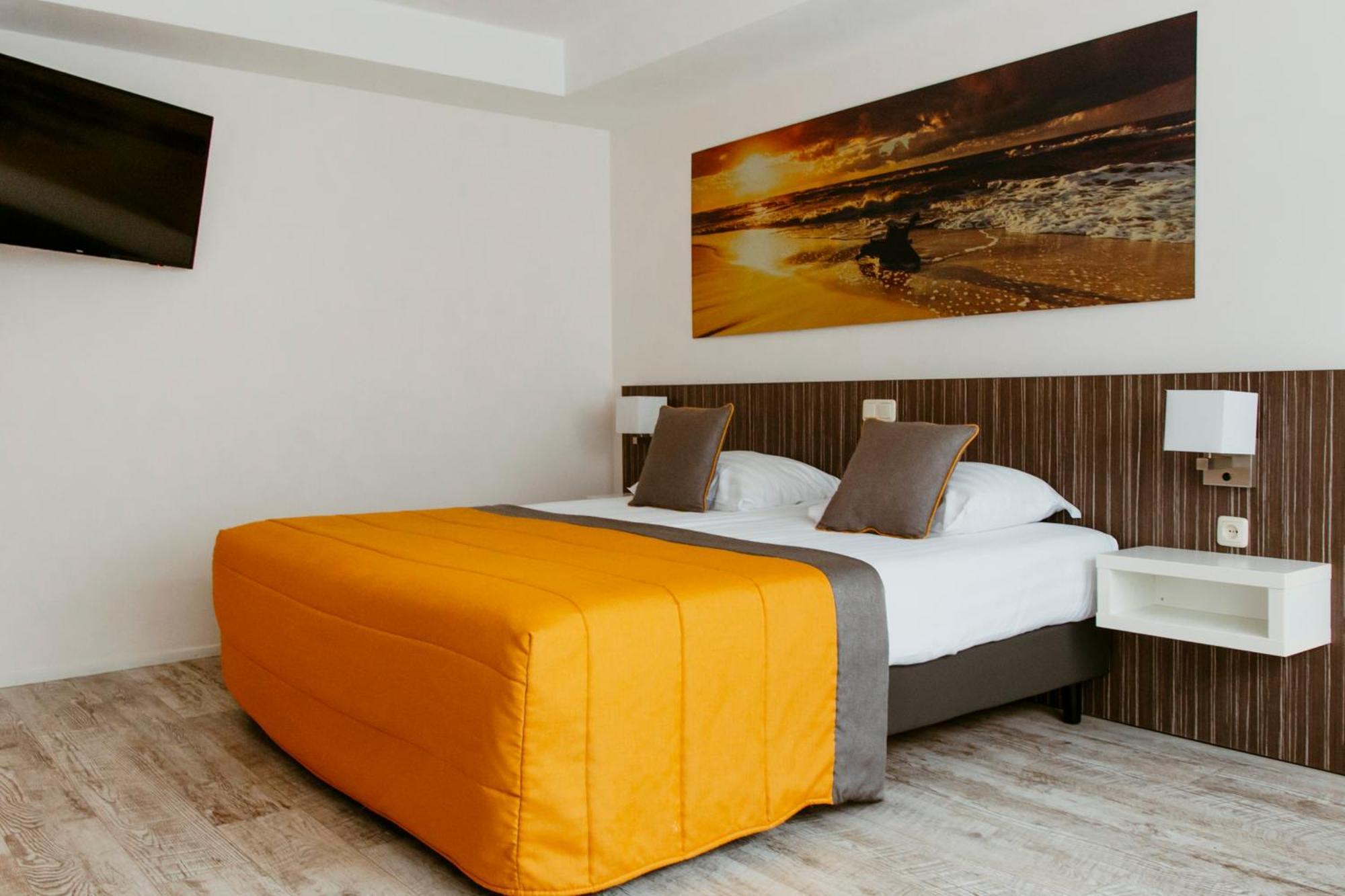 Comfort Room with Bath