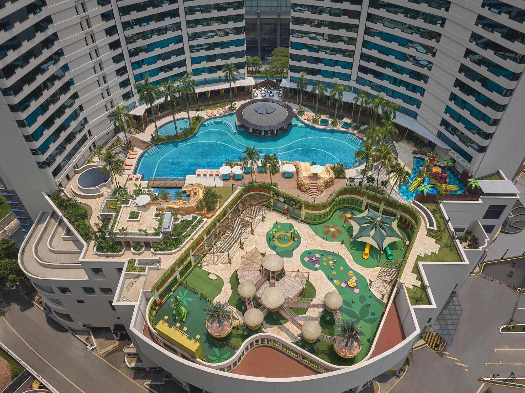 Deluxe King Room,1707840379:JPEG