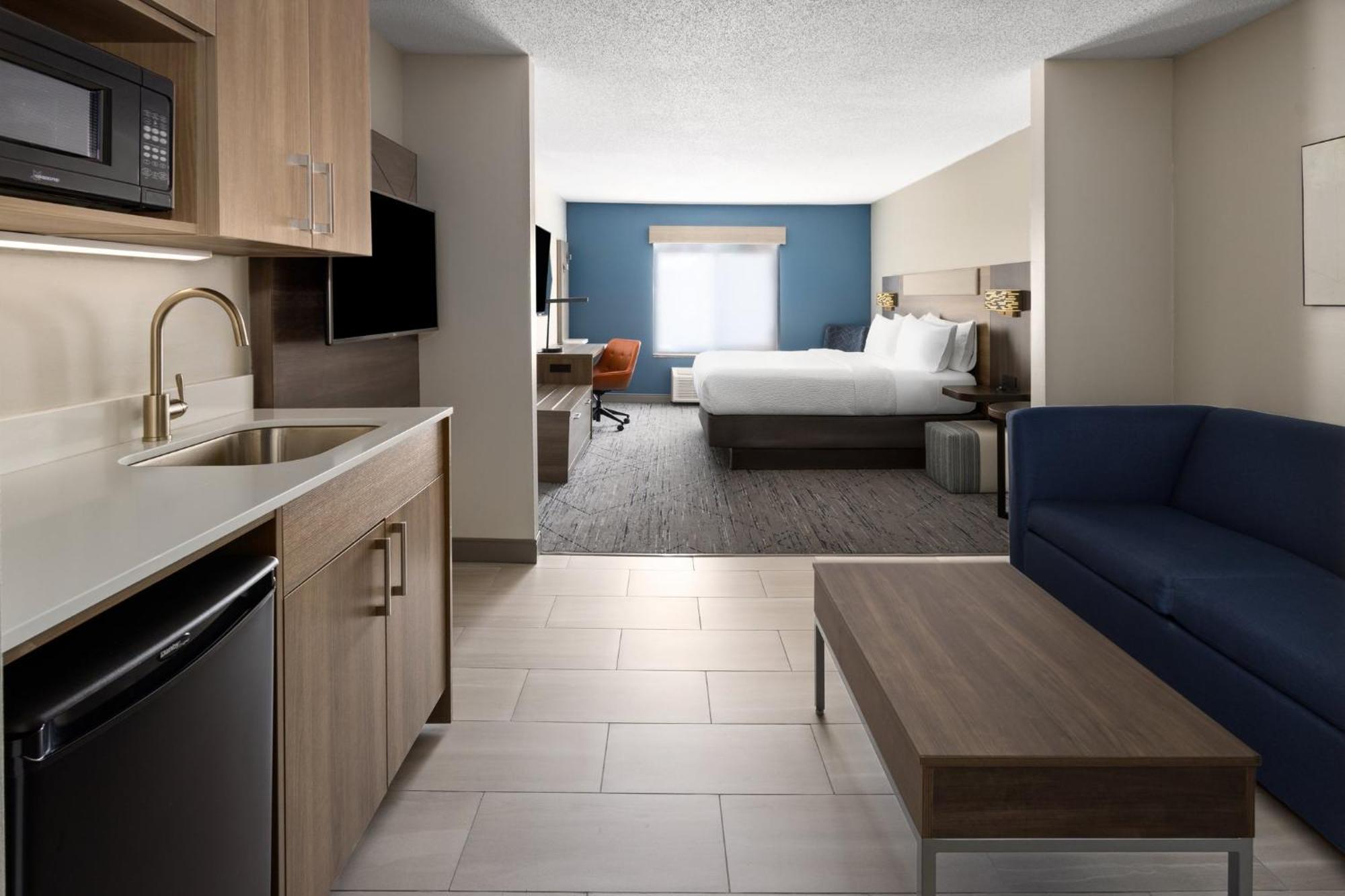 King Suite with Sofa Bed
