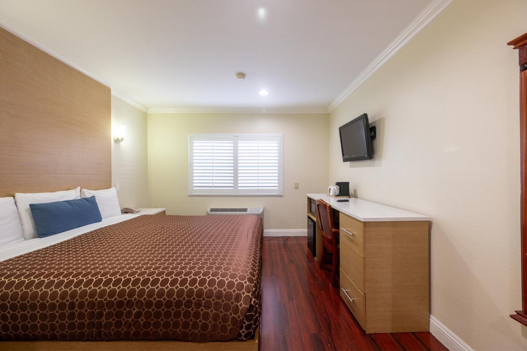 Deluxe Zimmer mit Kingsize-Bett