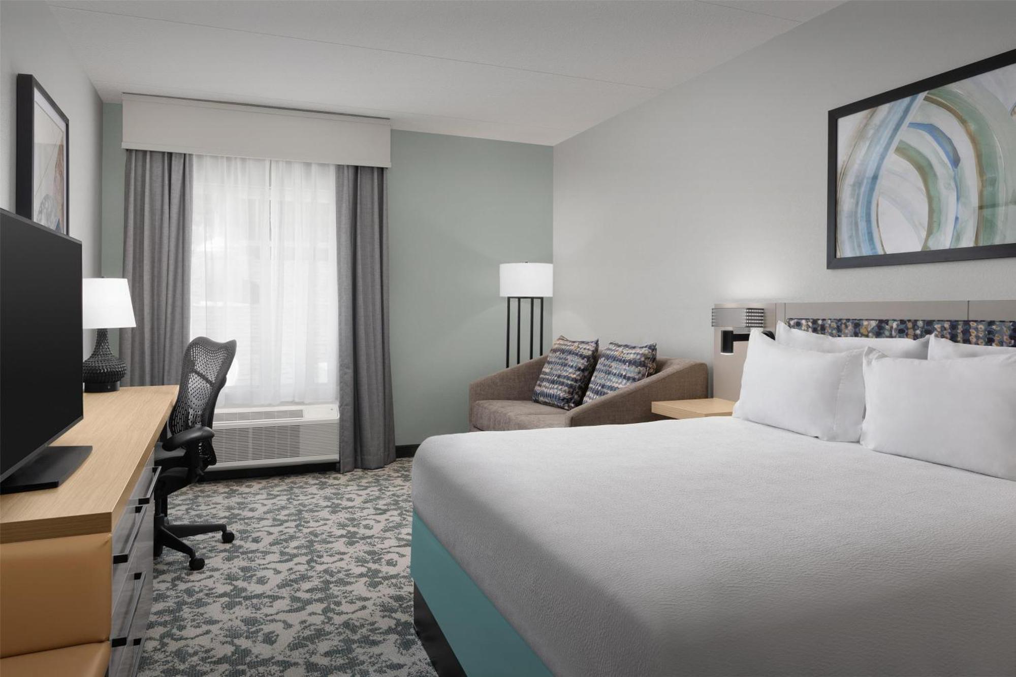 King Room with Sofa Bed
