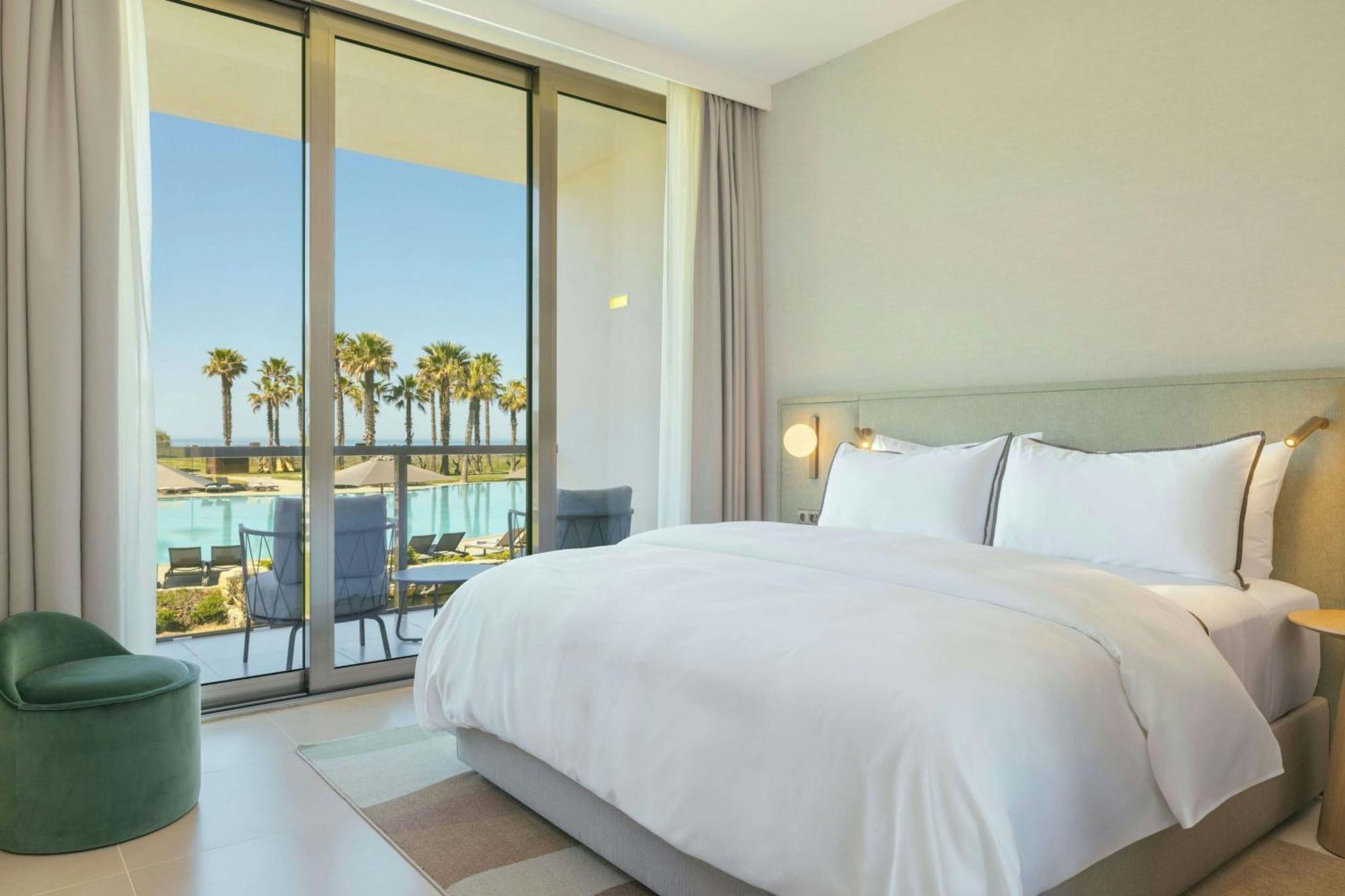 Kamer met Kingsize Bed - Uitzicht op het Zwembad