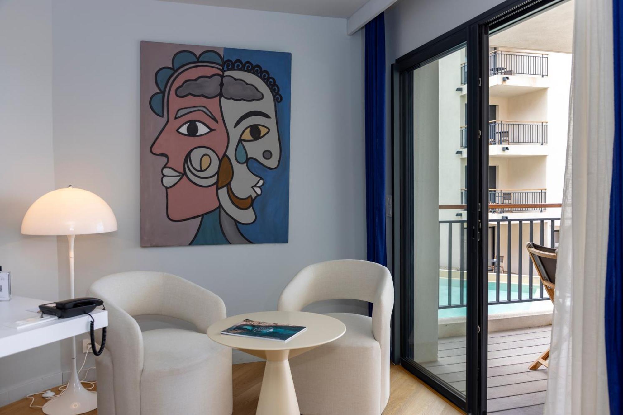 Suite Double ou Lits Jumeaux Supérieure - Vue sur Mer et Piscine