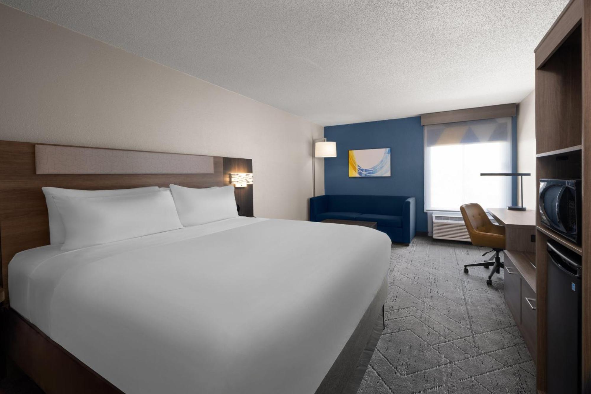 Standard King Room