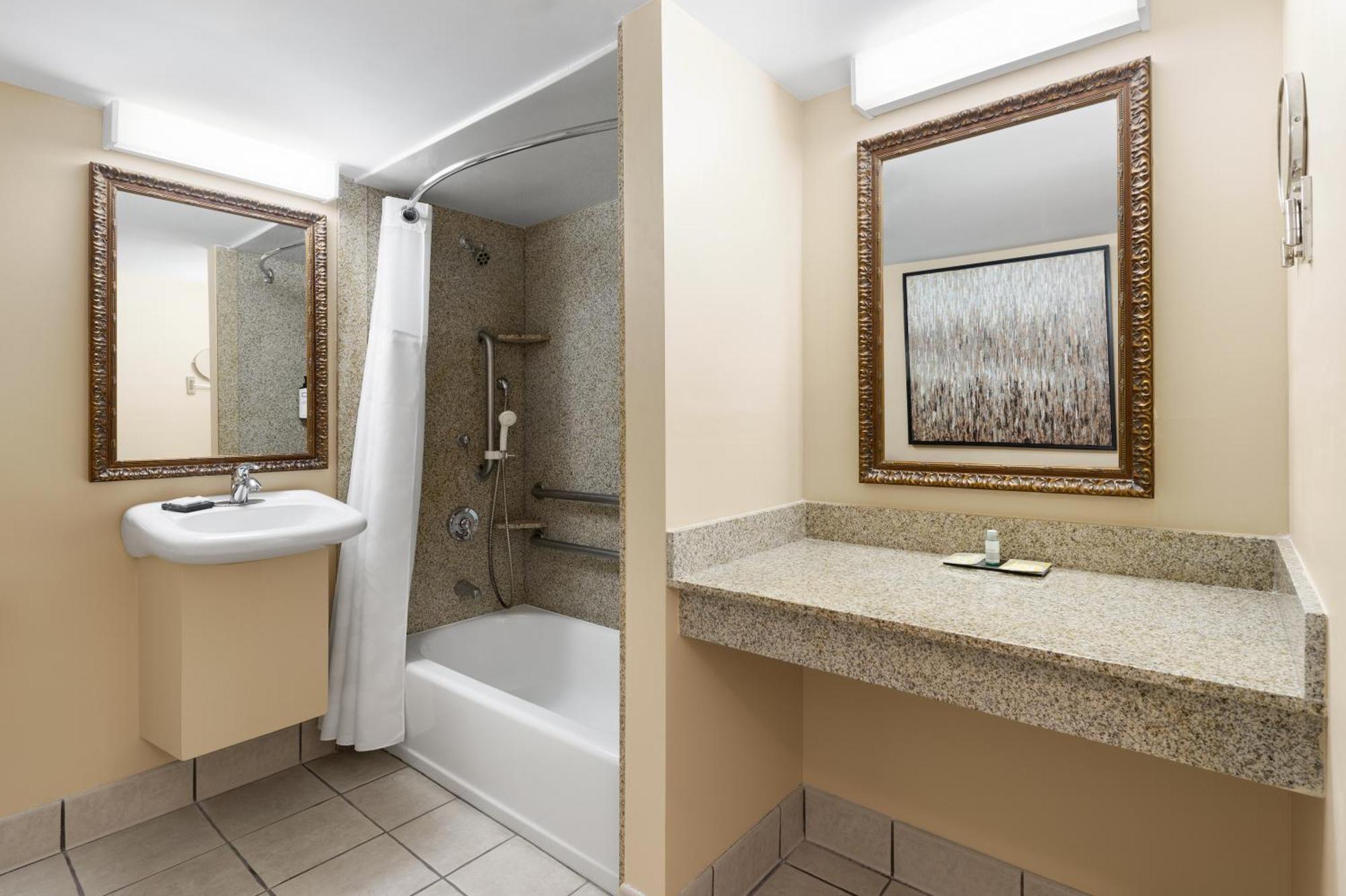 Two-Room King Suite with Whirlpool