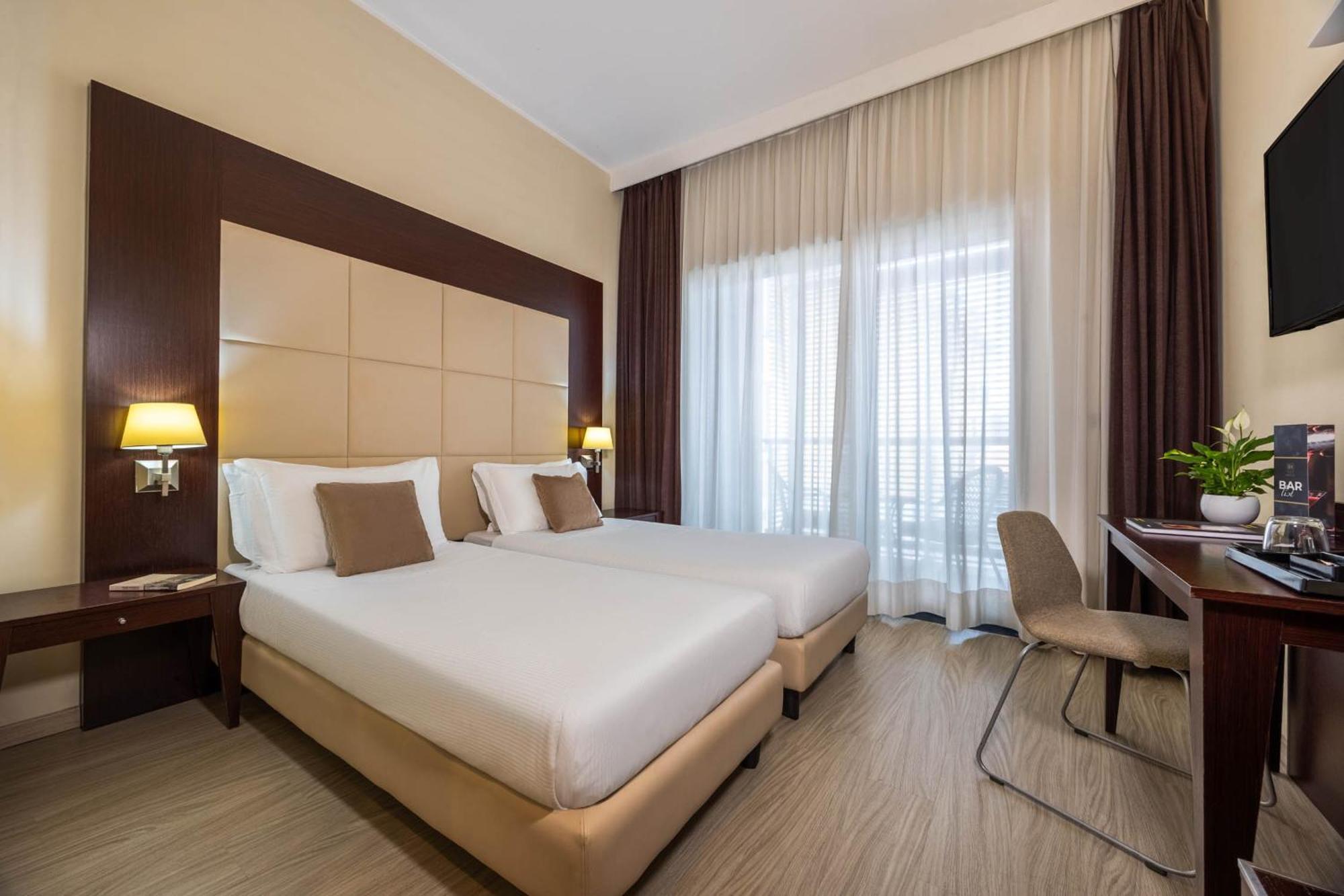 Superior Twin Room,1683803617:JPEG