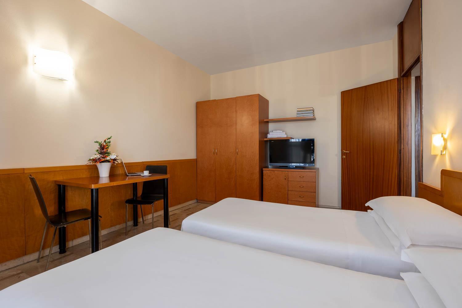 Quarto Twin com Kitchenette
