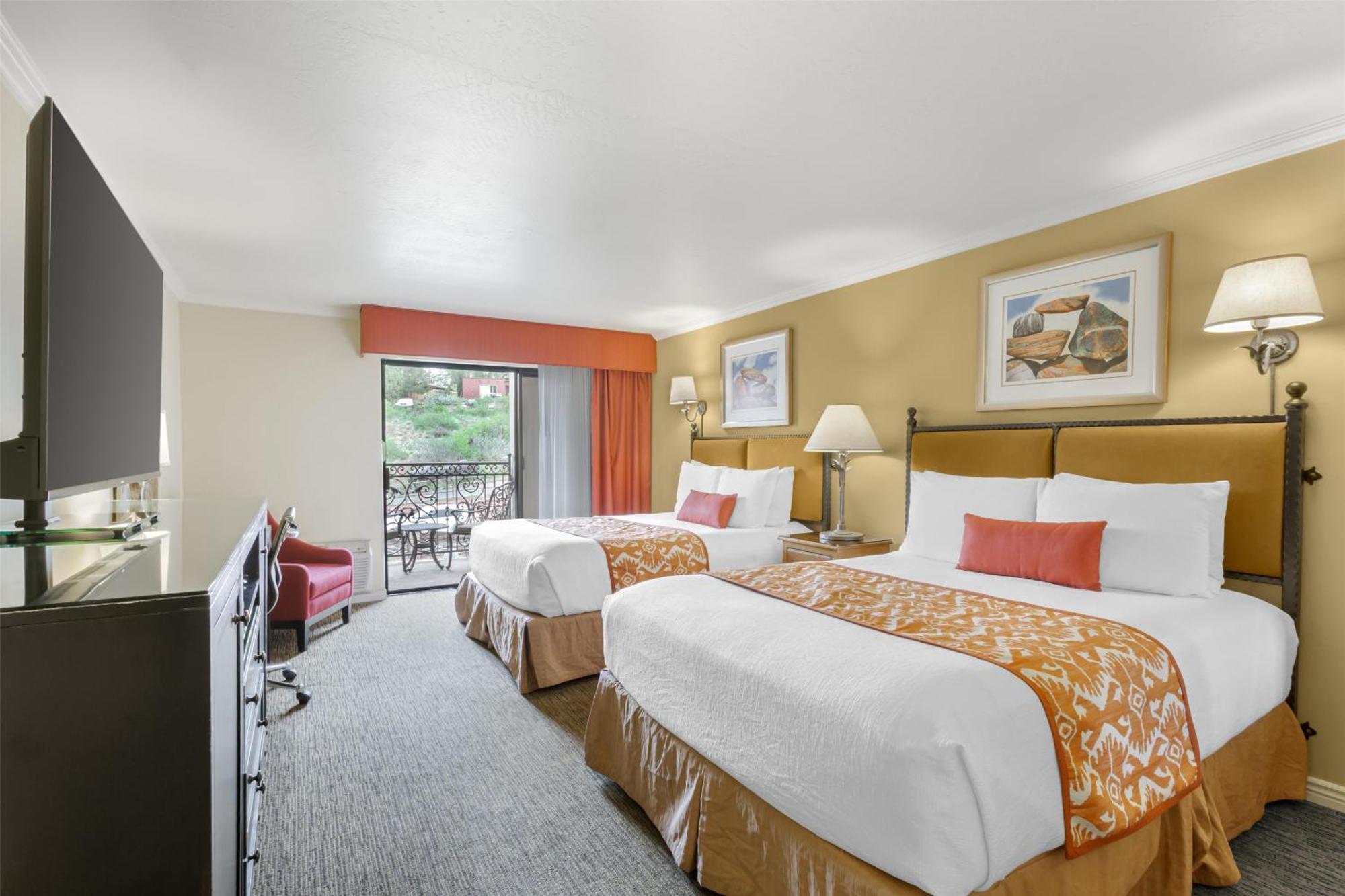 Queen Room with Two Queen Beds with Balcony - Non smoking,1685071687:JPEG