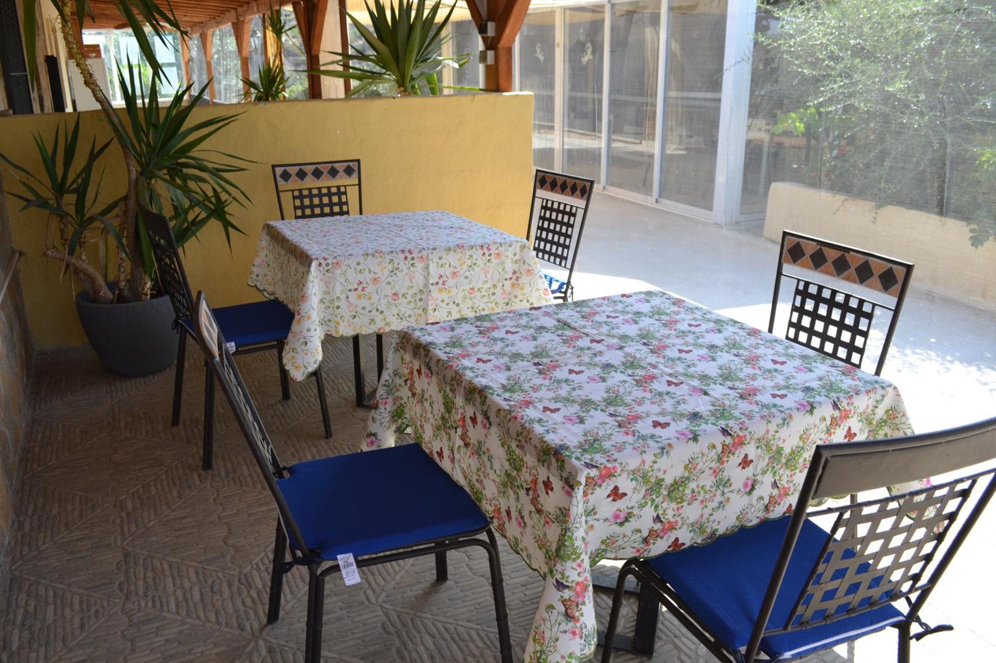 Habitación con 2 camas grandes - Adaptada para personas con discapacidad