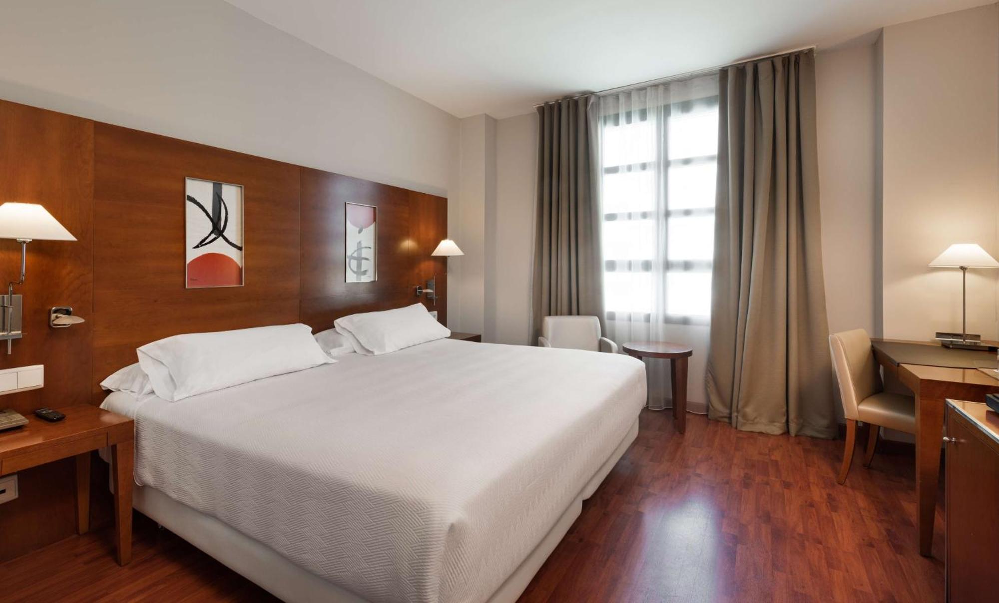 Habitación Familiar contigua (3 adultos + 1 niño)