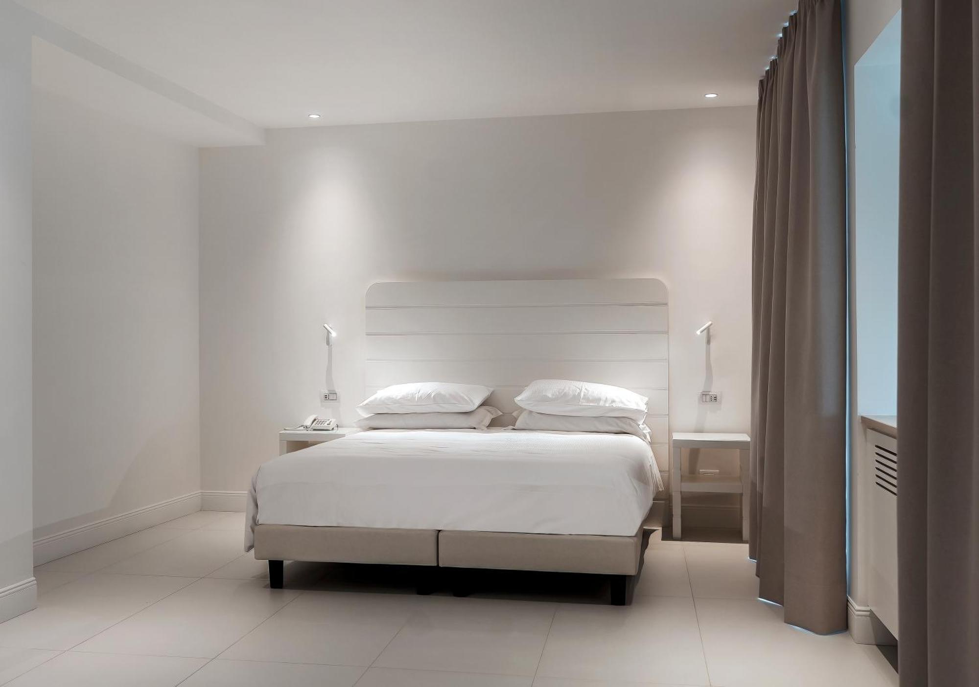 Double Room with Spa Bath
