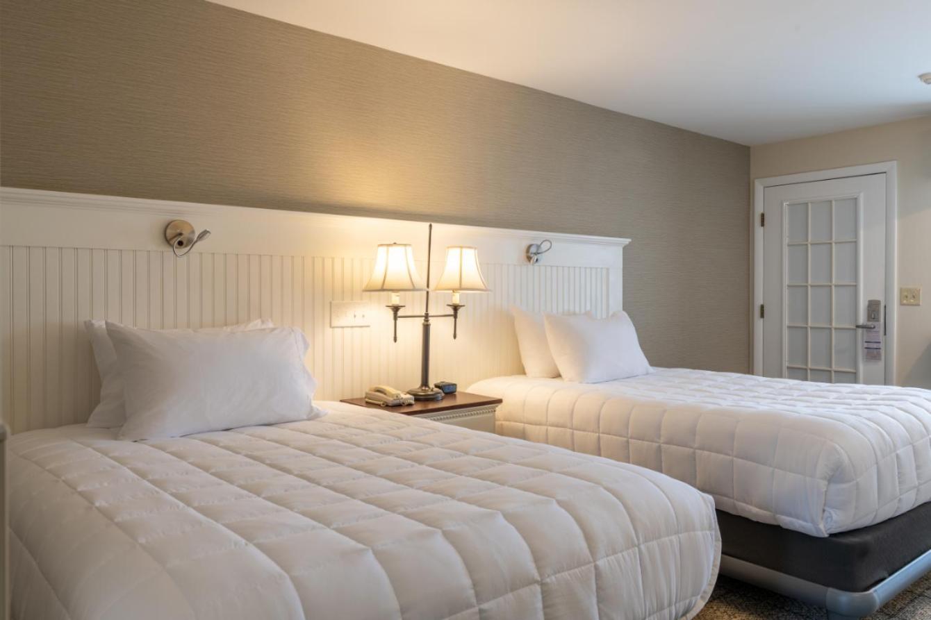 Room with Two Double Beds with Limited Ocean View - 1st Floor