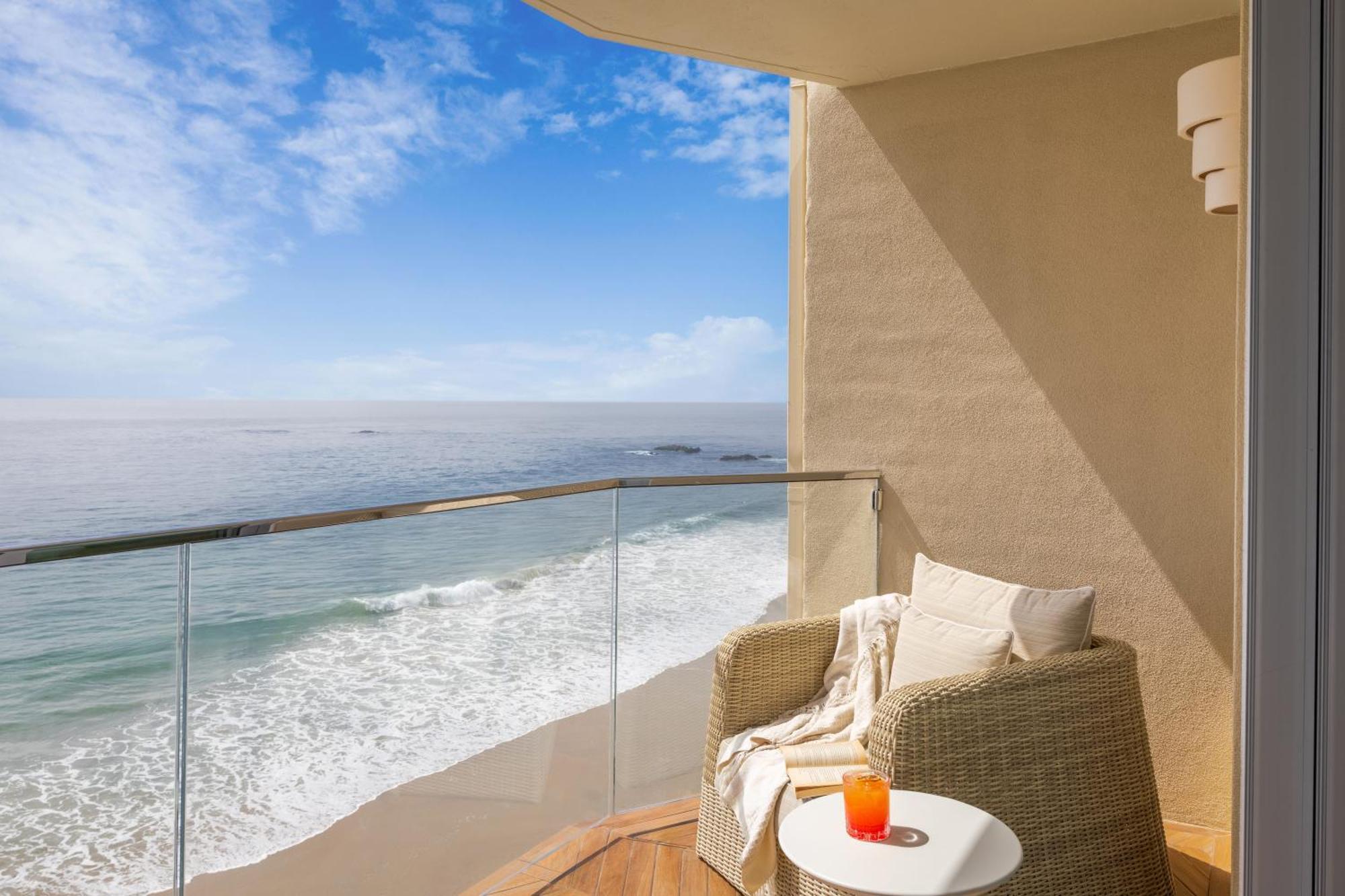 Premium Oceanfront Double Queen Studio