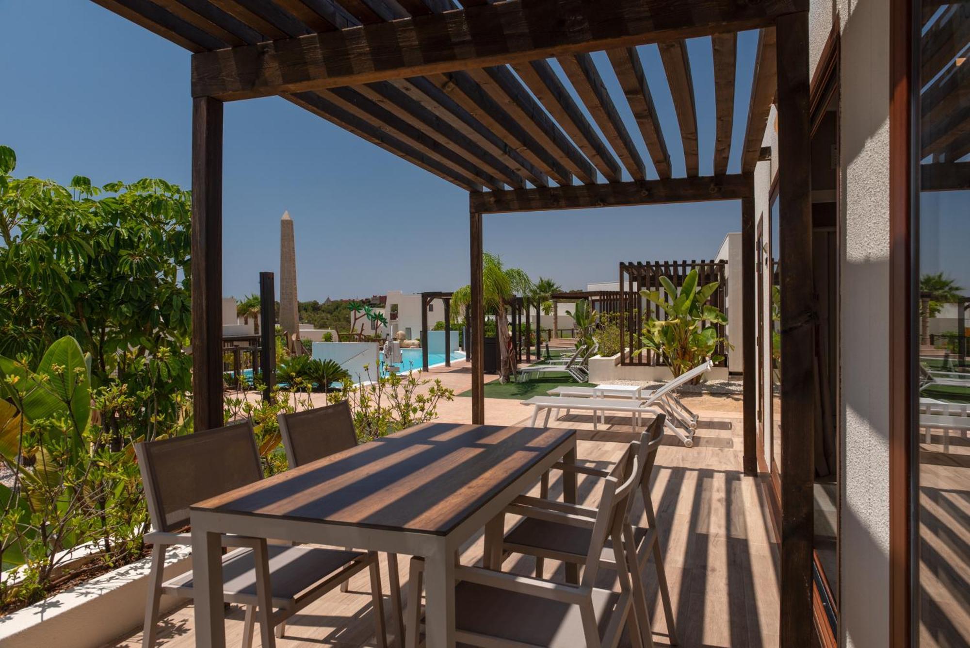 Premium Twin Villa with Sofa Bed, Balcony and Resort View,1692129033:JPEG