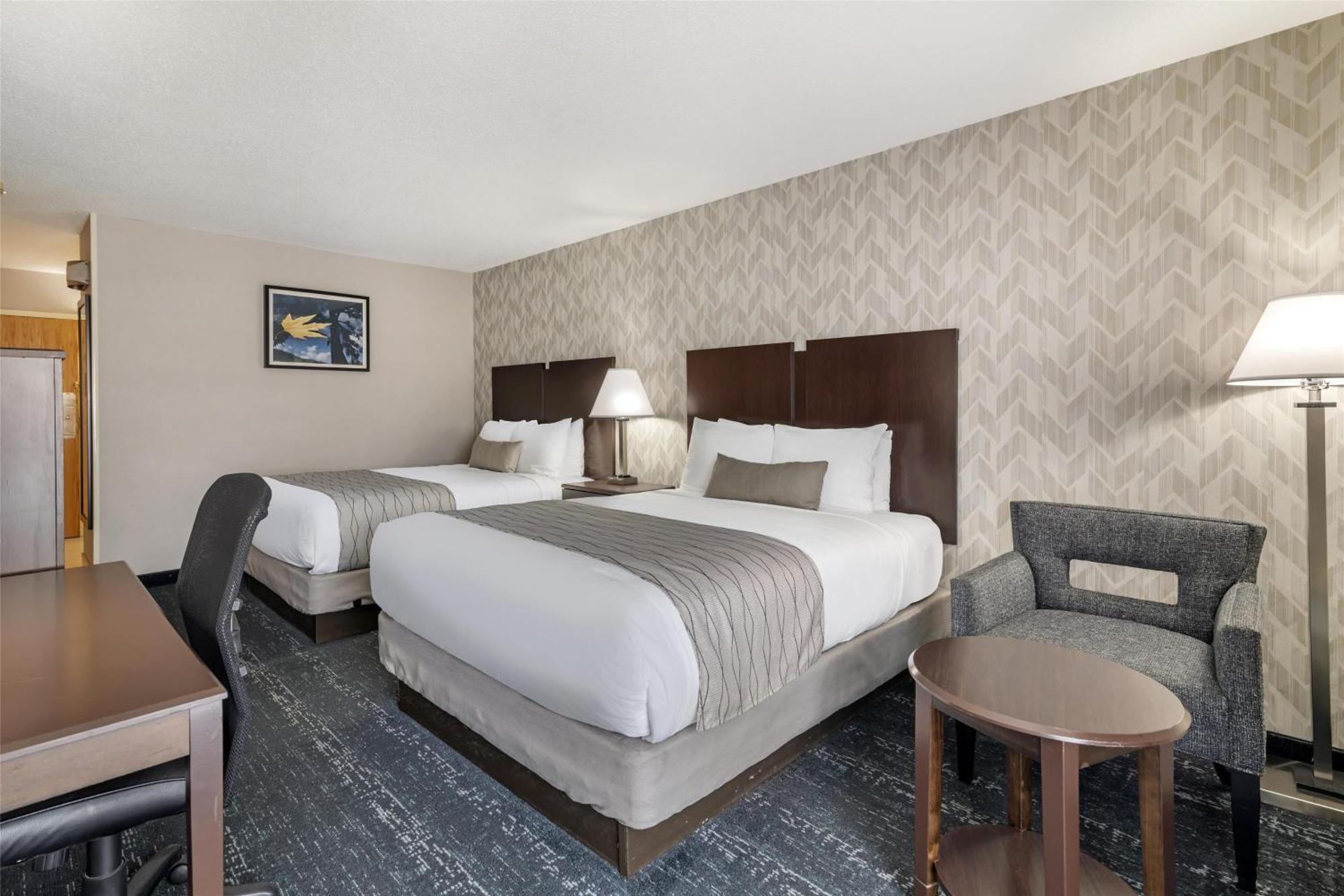 Queen Room with Two Queen Beds - Non-Smoking