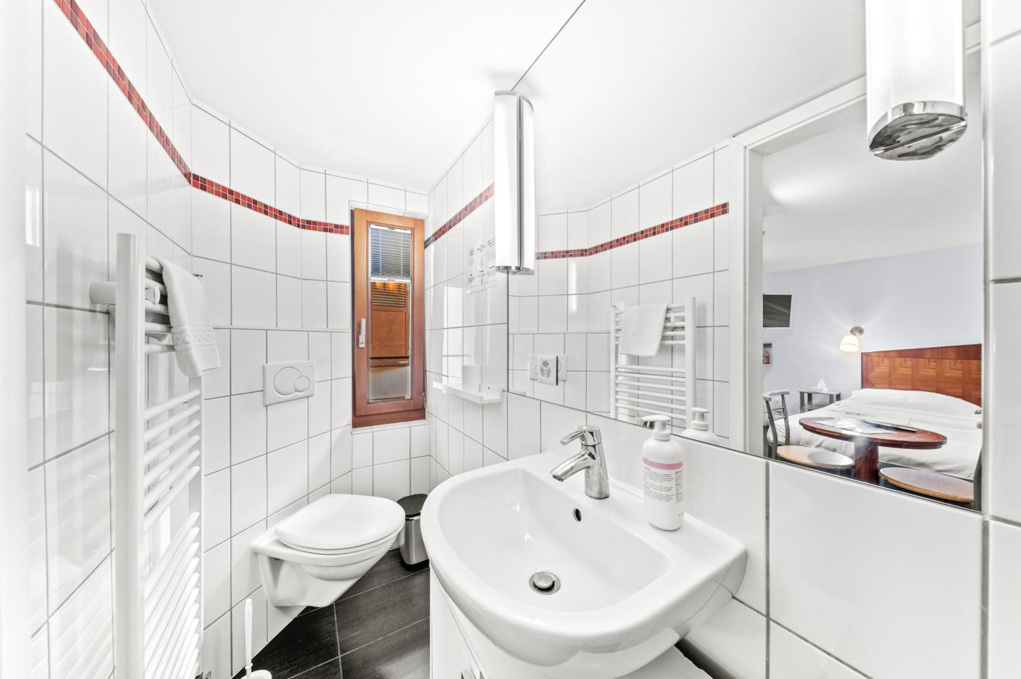 Chambre Lit Queen-Size Supérieure avec Kitchenette