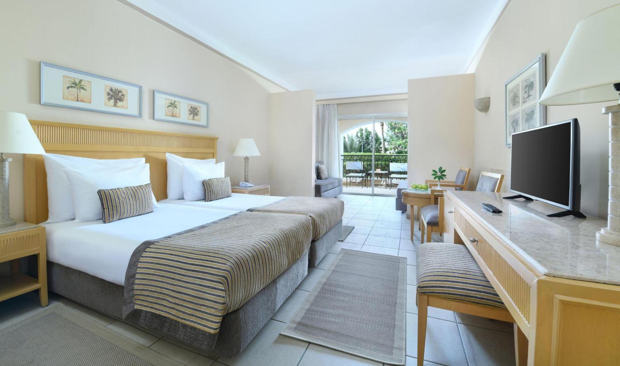 Superior Familienzimmer mit Queensize-Bett oder 2 Einzelbetten und Gartenblick