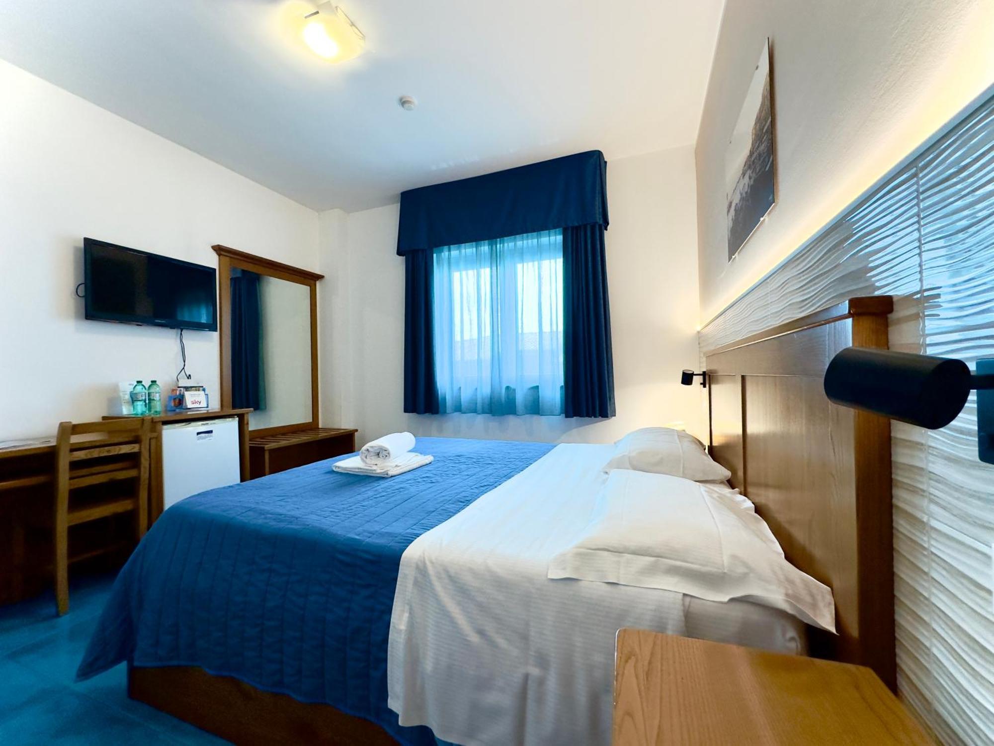 Double Room with Sea View,1694546745:JPEG
