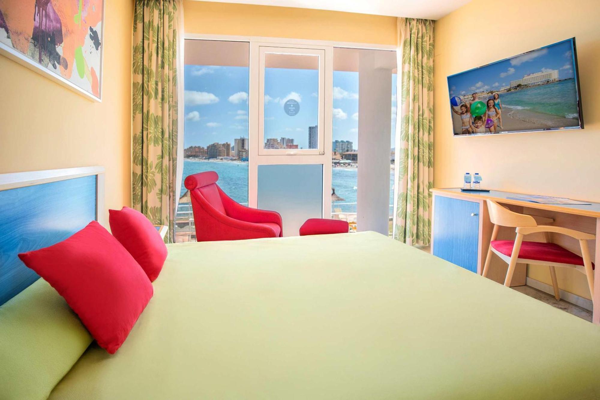 Quarto Duplo (3 Adultos)