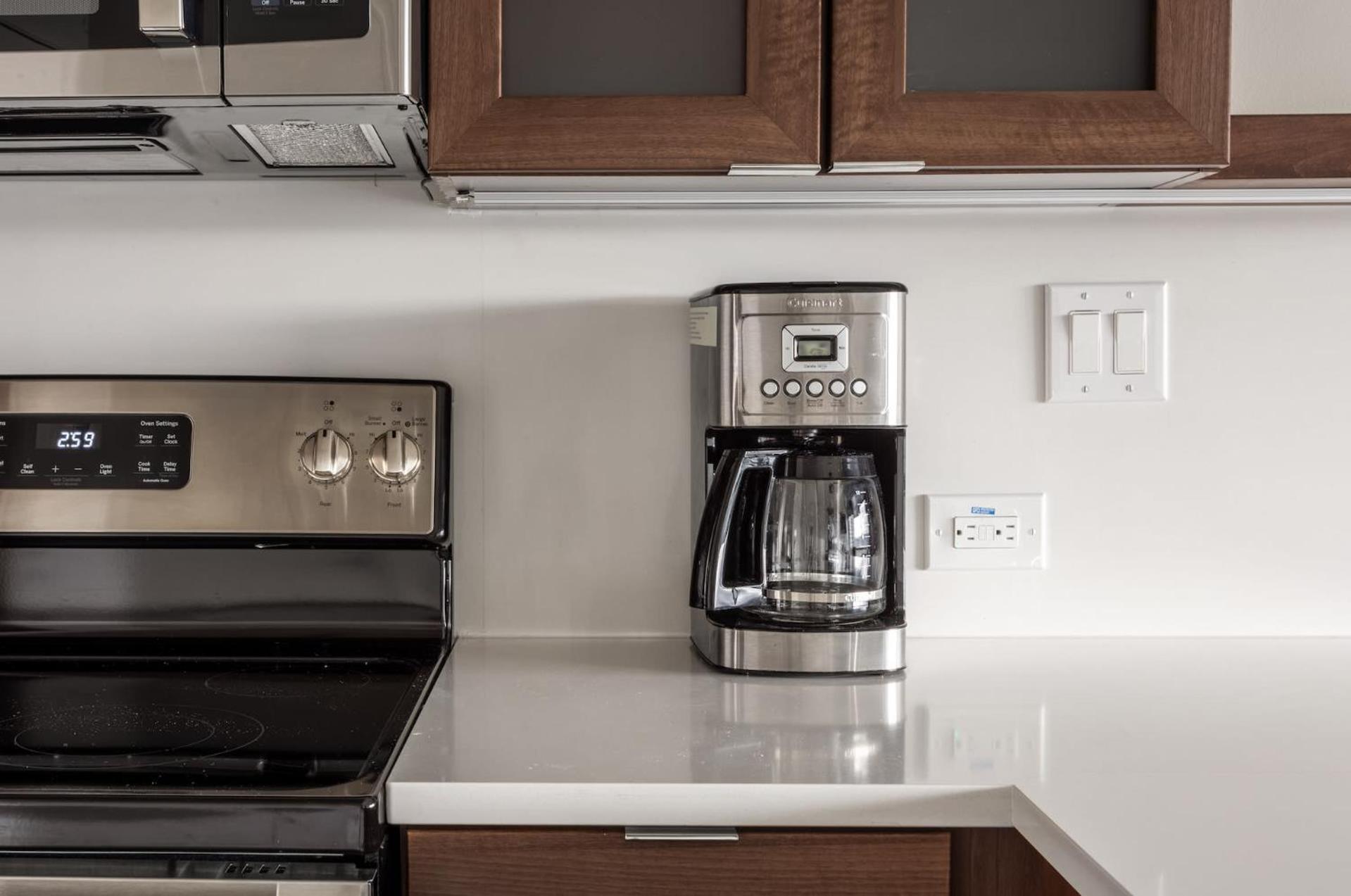 One-Bedroom Apartment City View Self Check Virtual Front Desk