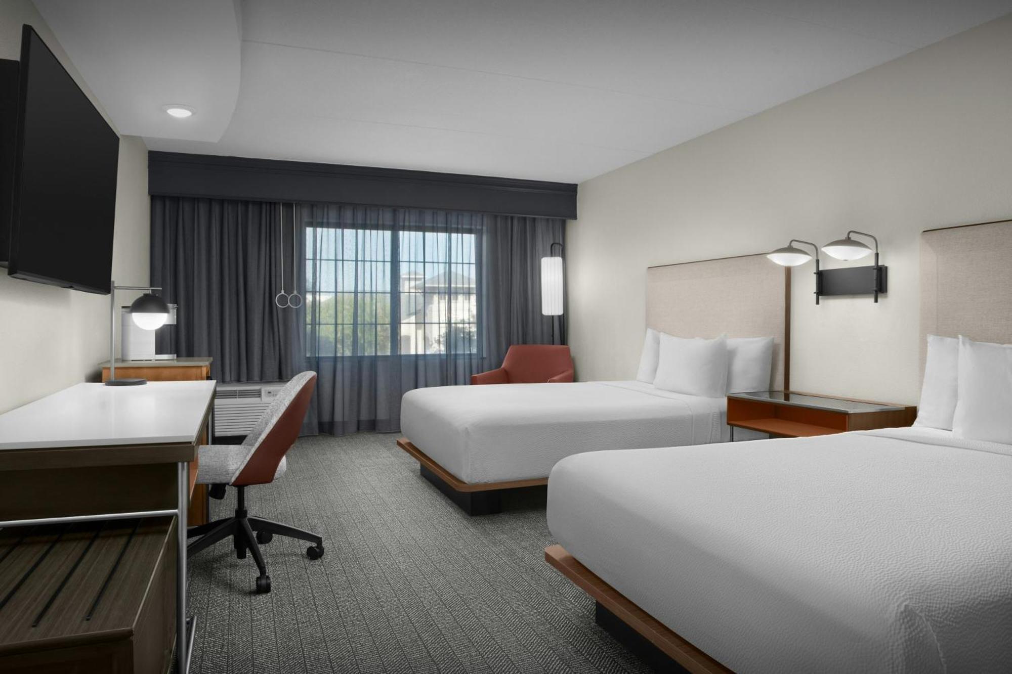 Double Queen Room