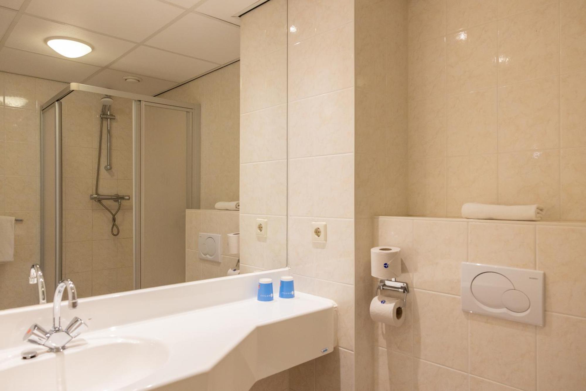 Small Double Room,1698847460:JPEG
