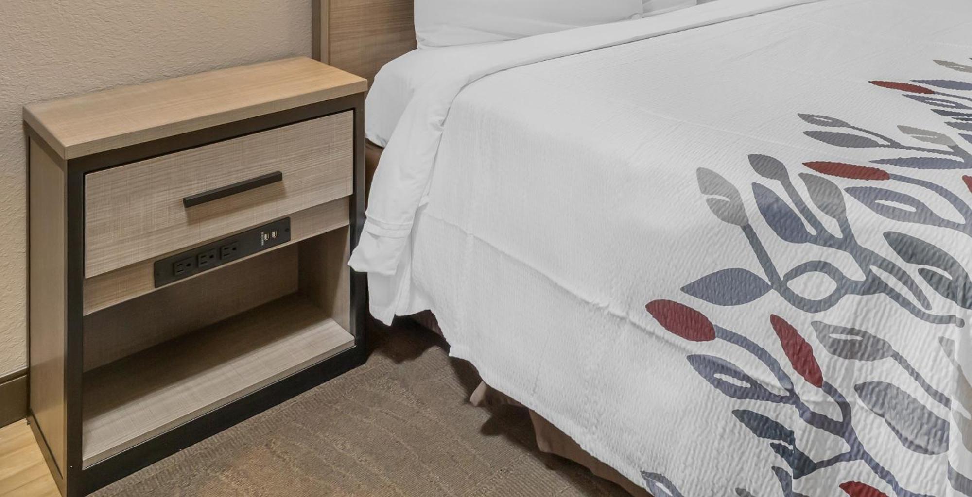 Deluxe Room with Two Double Beds Smoke Free