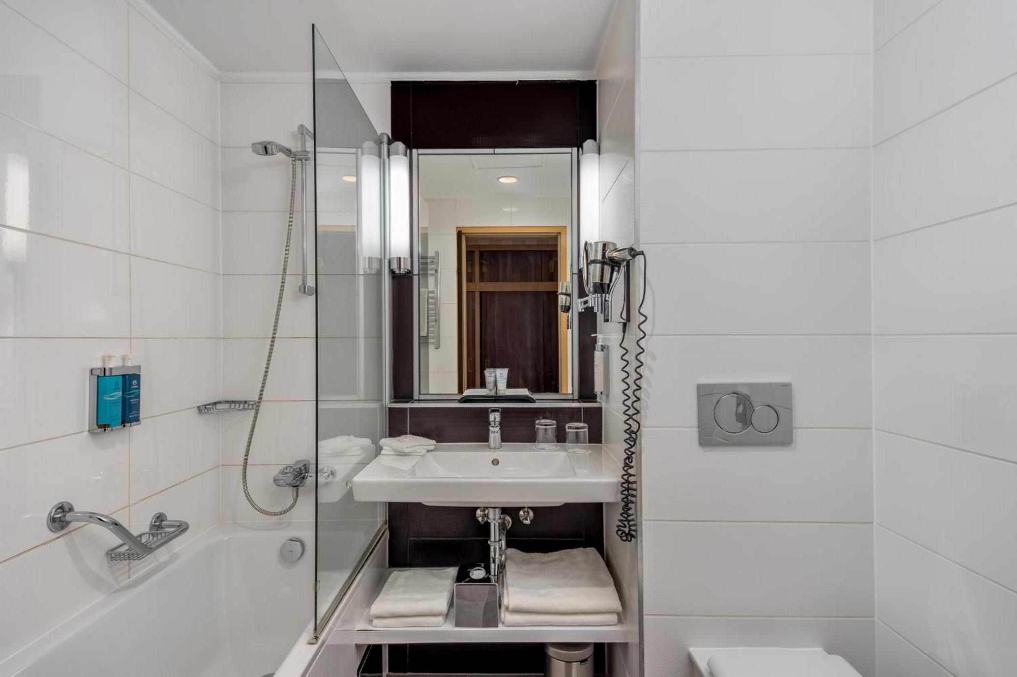 Suite with Wellness and Fitness Access,1703545082:JPEG